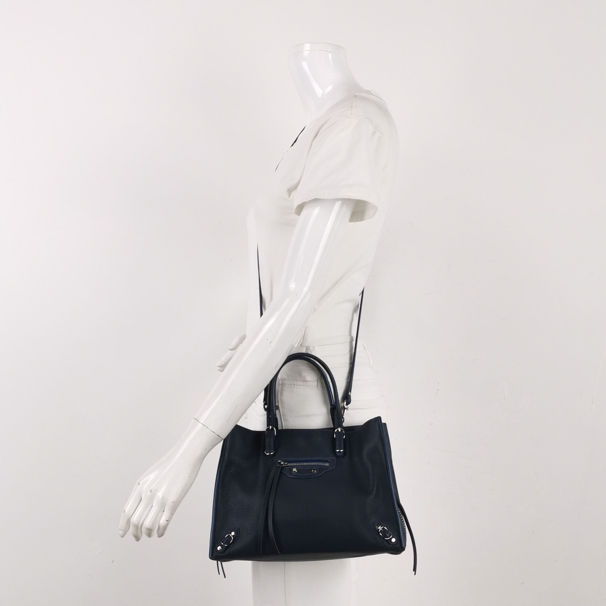 Balenciaga Balenciaga Women os Shoulder Bags Size ONE SIZE - 2 Thumbnail