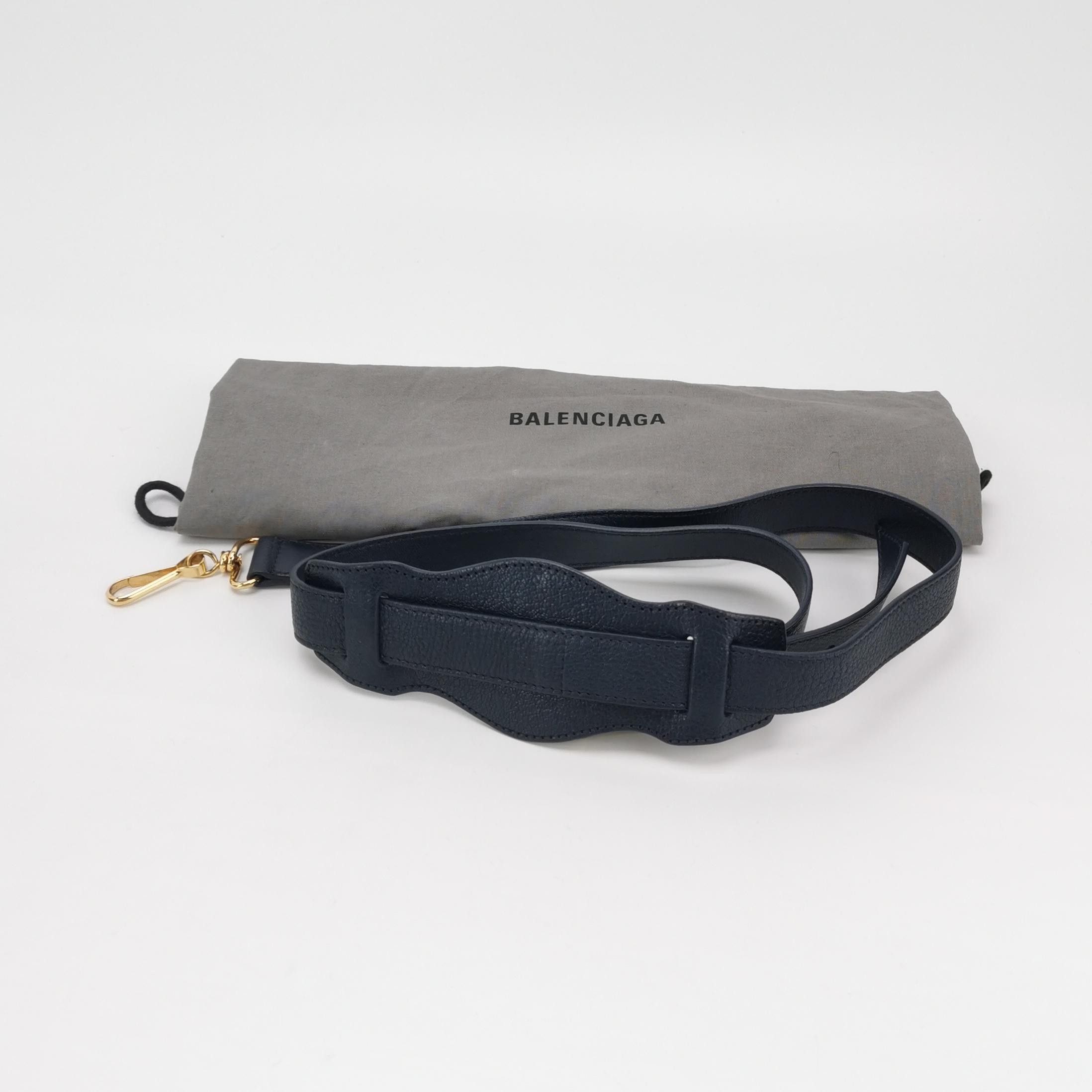 Balenciaga Balenciaga Women os Shoulder Bags Size ONE SIZE - 9 Thumbnail