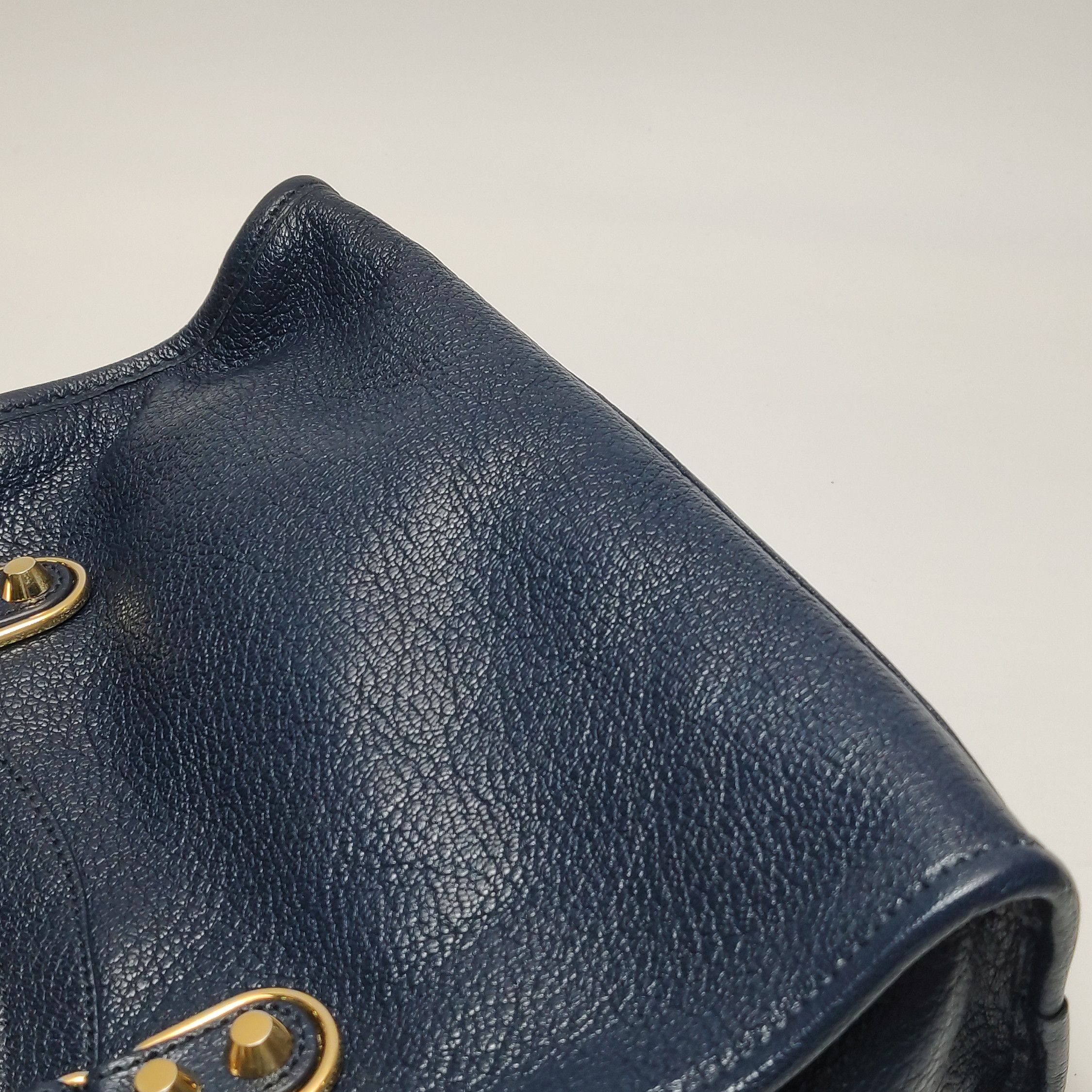 Balenciaga Balenciaga Women os Shoulder Bags Size ONE SIZE - 20 Thumbnail
