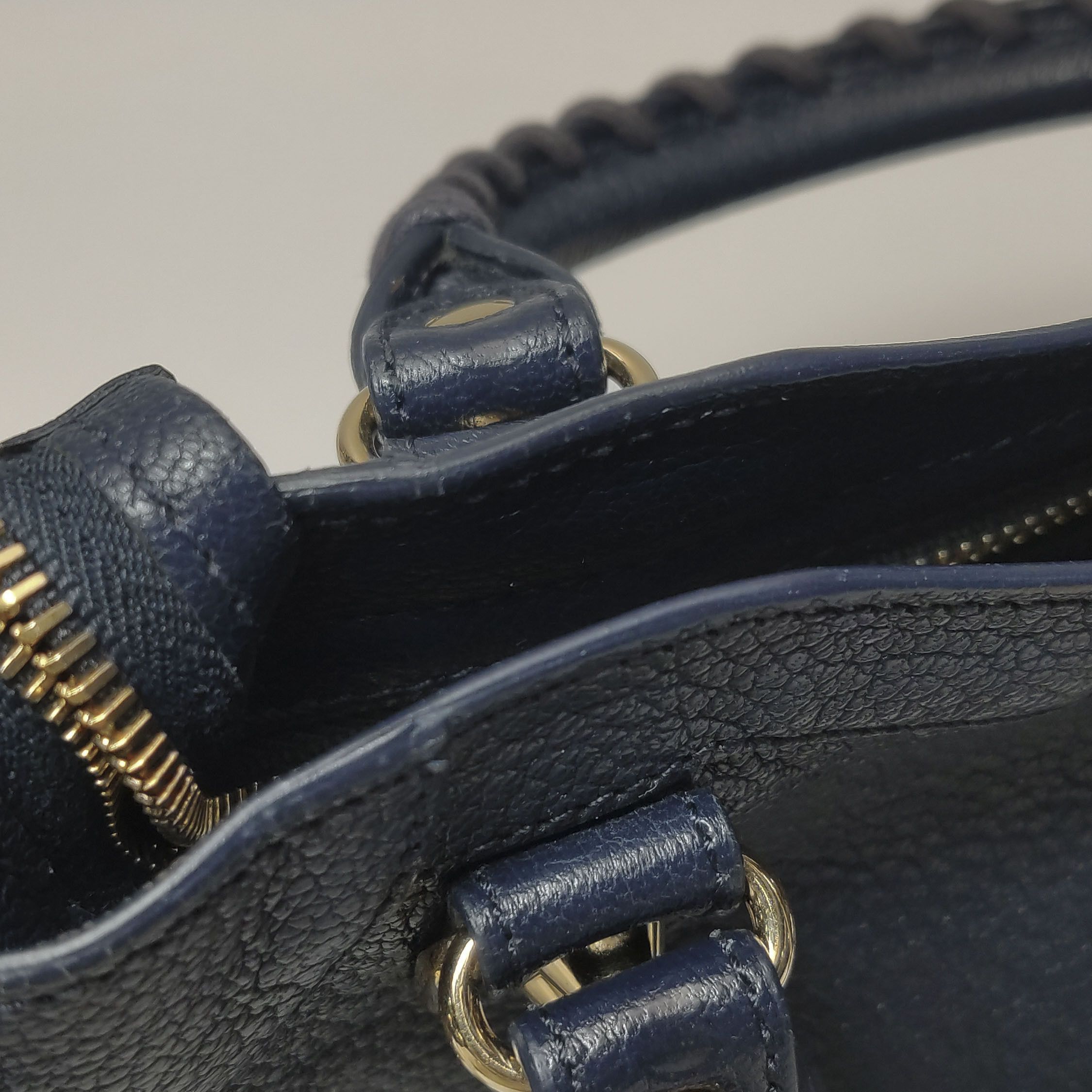Balenciaga Balenciaga Women os Shoulder Bags Size ONE SIZE - 22 Thumbnail