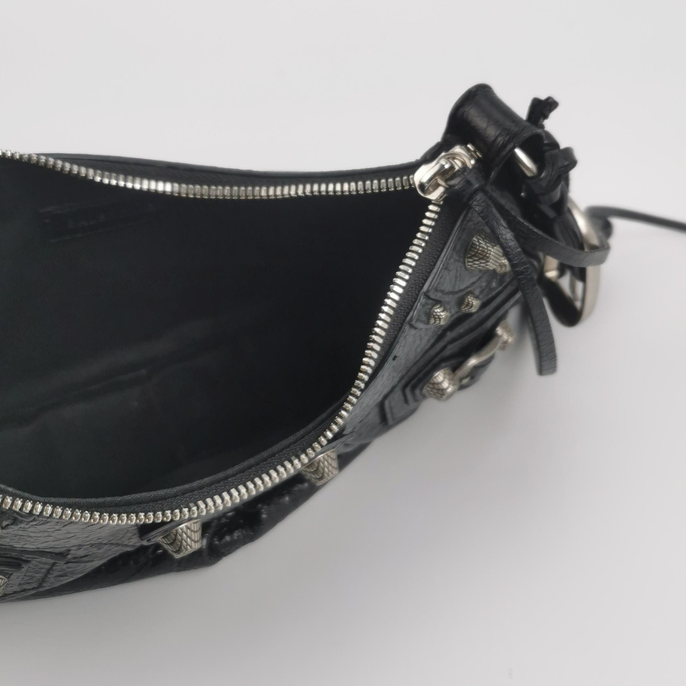Balenciaga Balenciaga Women os Shoulder Bags Size ONE SIZE - 7 Thumbnail