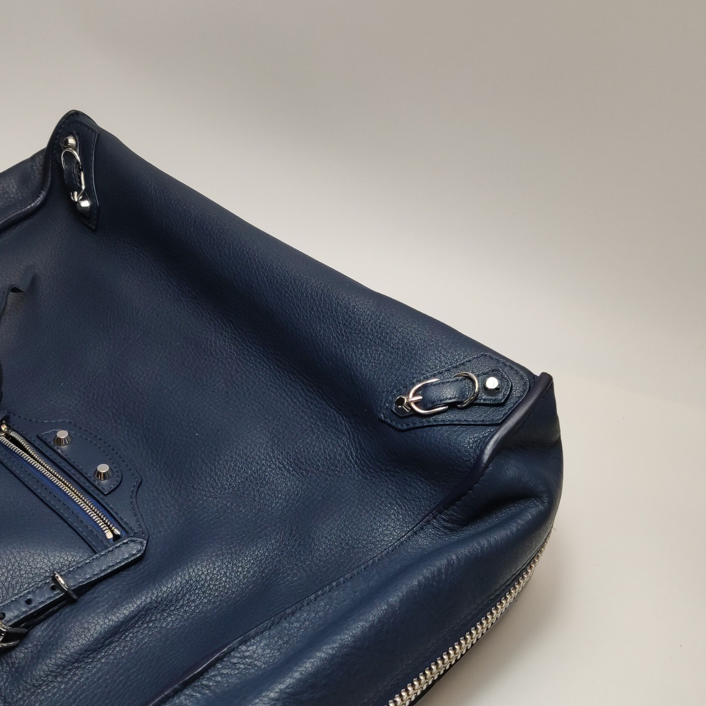 Balenciaga Balenciaga Women os Shoulder Bags Size ONE SIZE - 16 Thumbnail