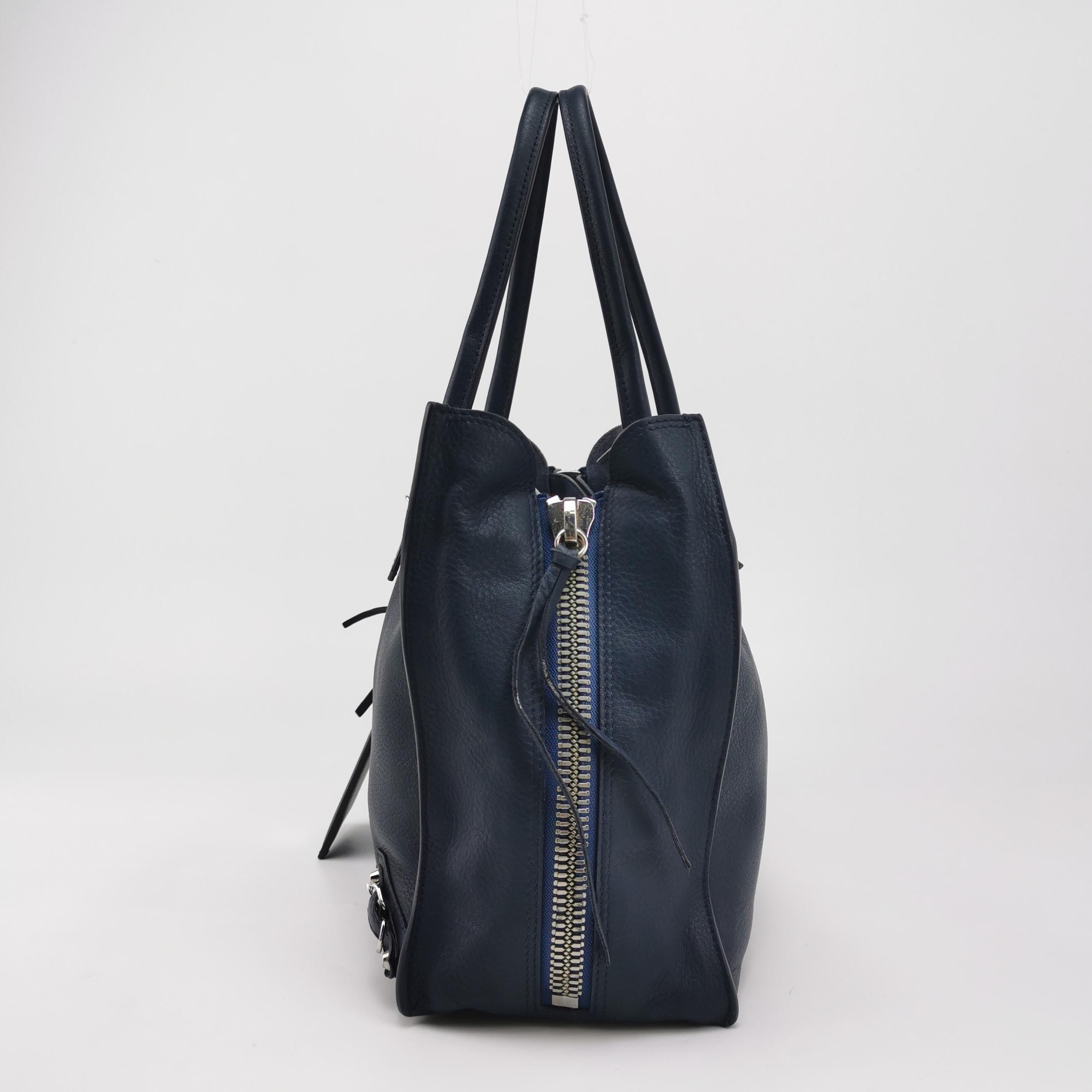 Balenciaga Balenciaga Women os Shoulder Bags Size ONE SIZE - 3 Thumbnail