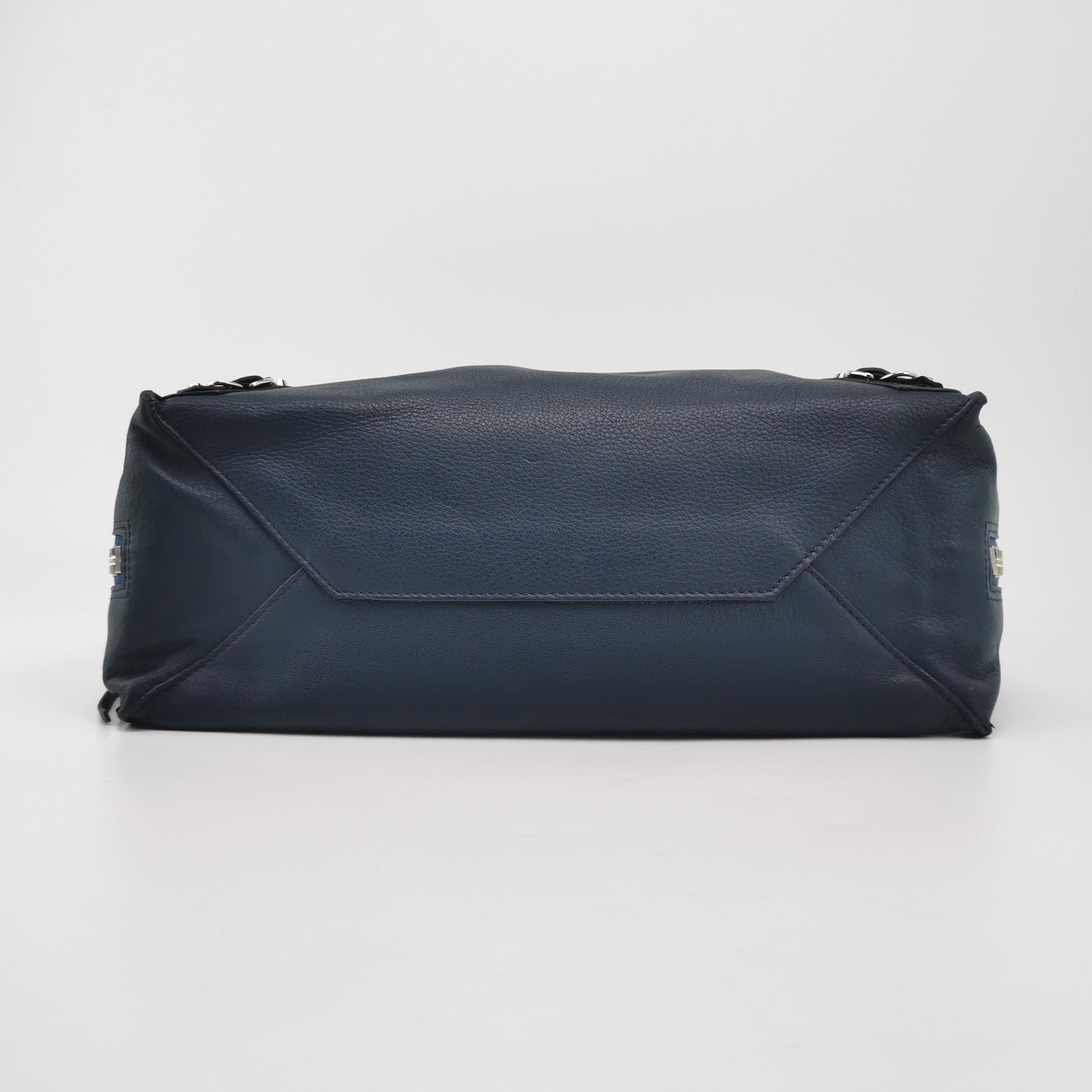 Balenciaga Balenciaga Women os Shoulder Bags Size ONE SIZE - 6 Thumbnail