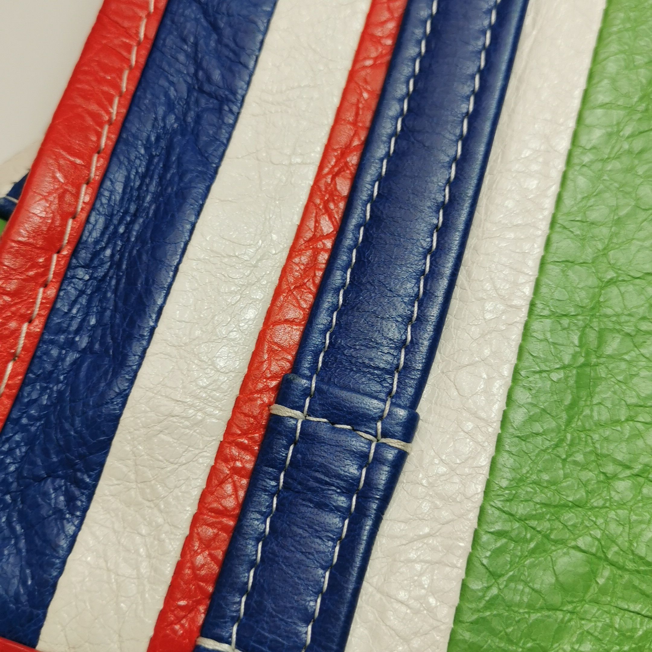 Balenciaga Balenciaga Women os Crossbody Bags Size ONE SIZE - 15 Thumbnail