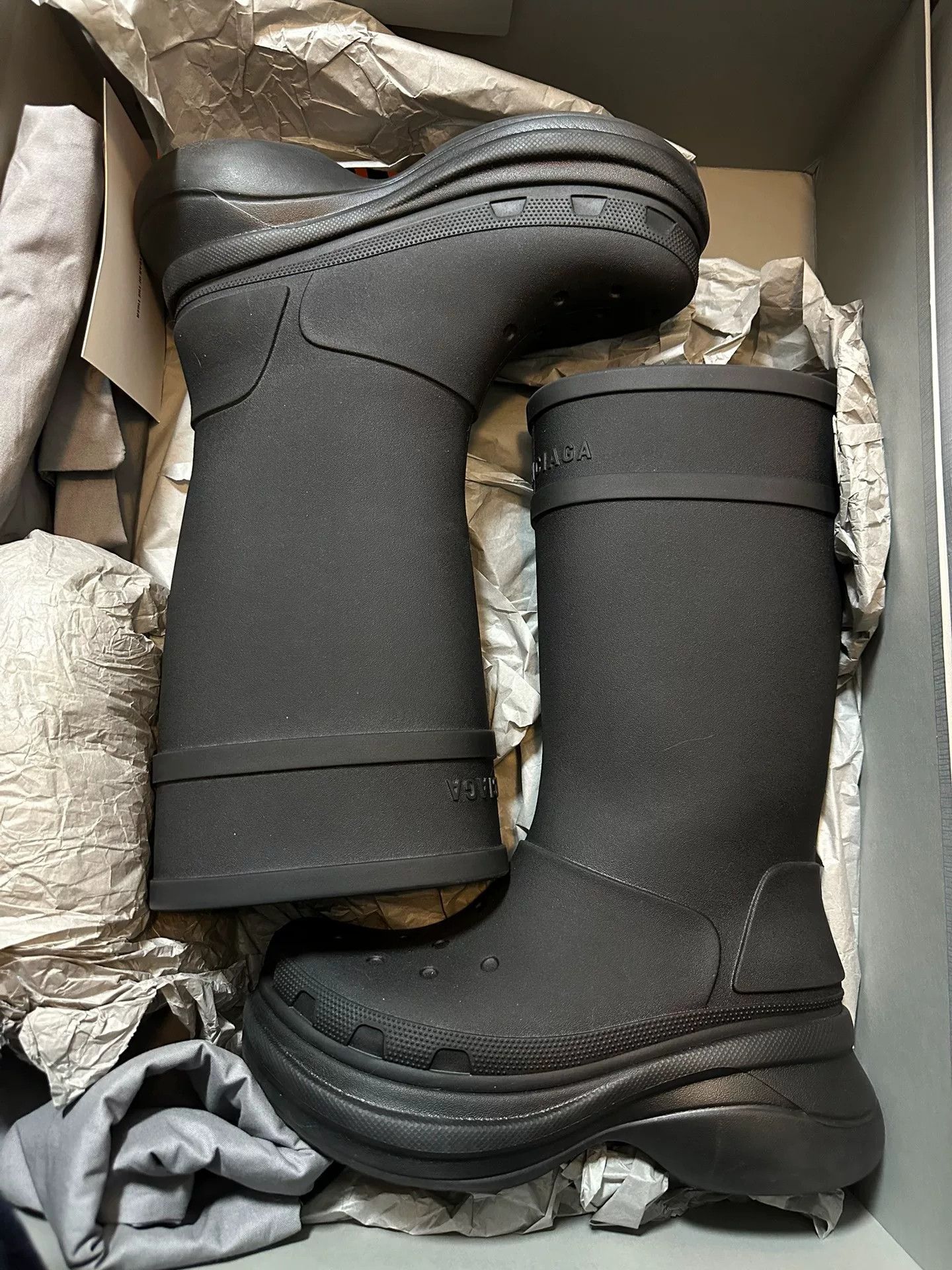 Balenciaga Balenciaga x Crocs Rubber Boots Size 41 Size US 8 / EU 41 - 2 Thumbnail