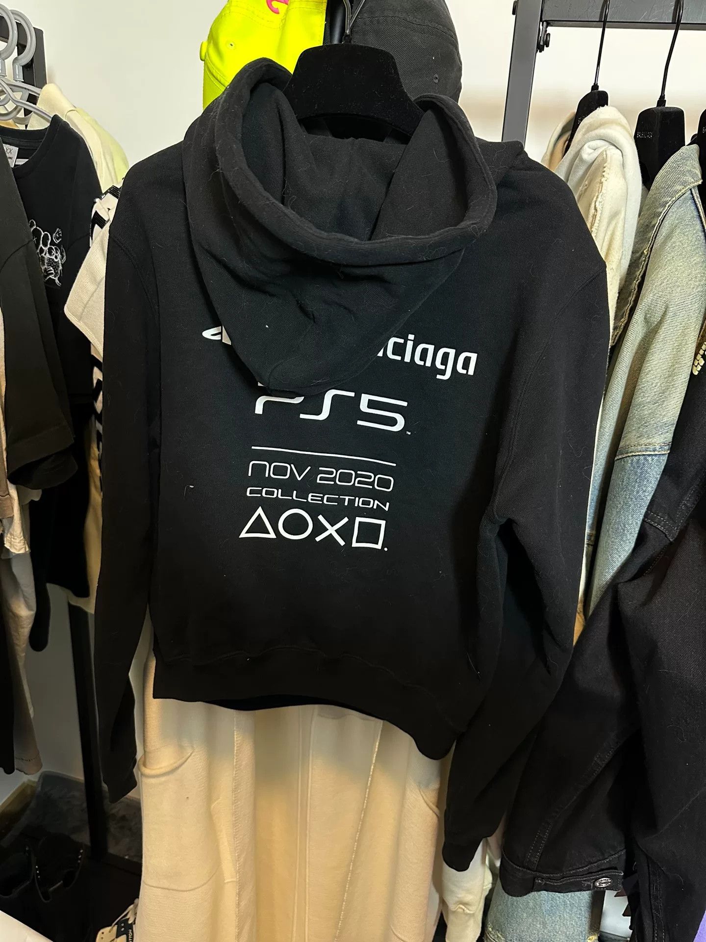 Balenciaga Balenciaga x PlayStation Hoodie Size S Size US S / EU 44-46 / 1 - 5 Thumbnail