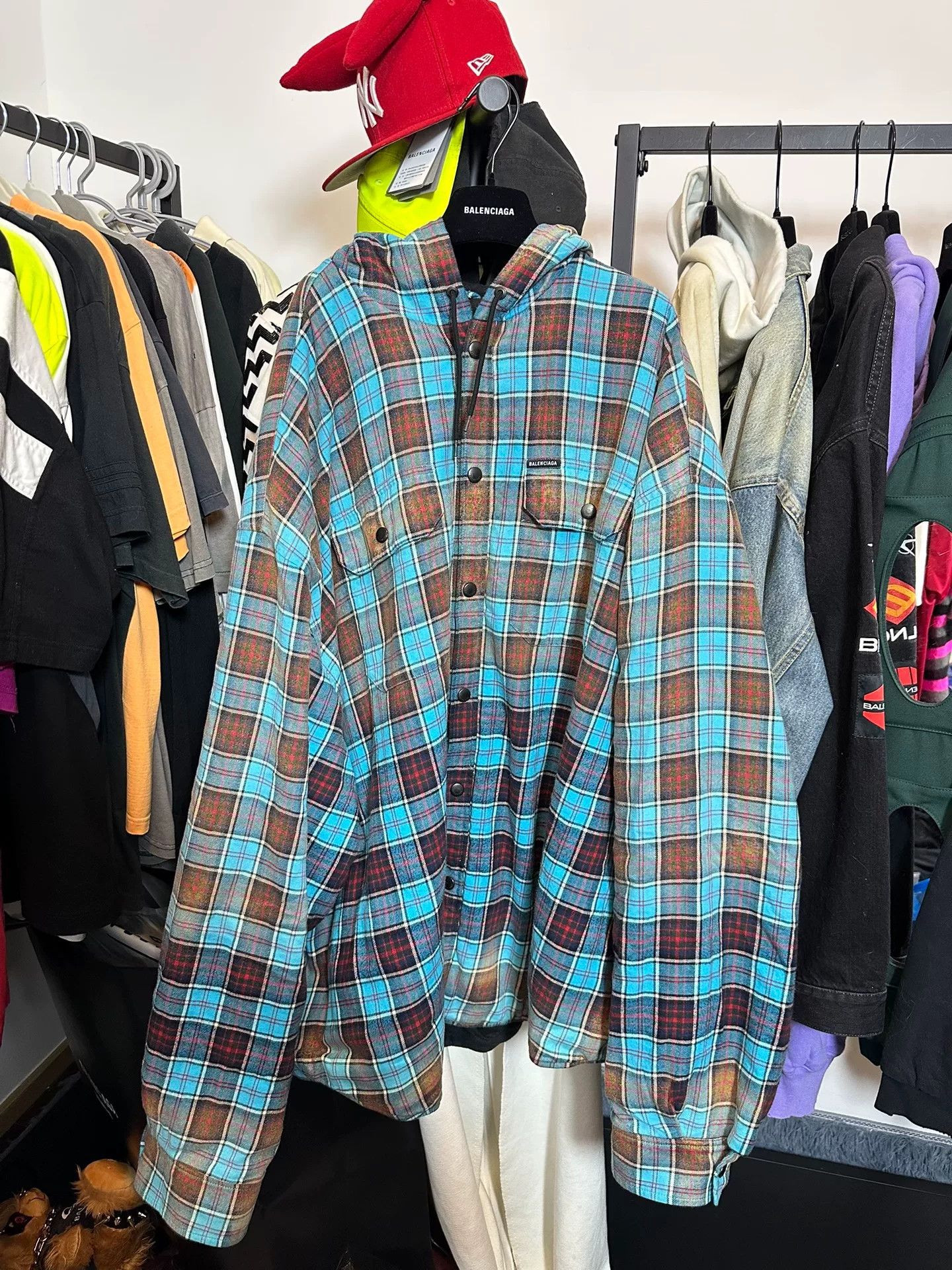 Balenciaga Balenciaga Plaid Flannel Hooded Jacket Size XL Size US XL / EU 56 / 4 - 2 Thumbnail