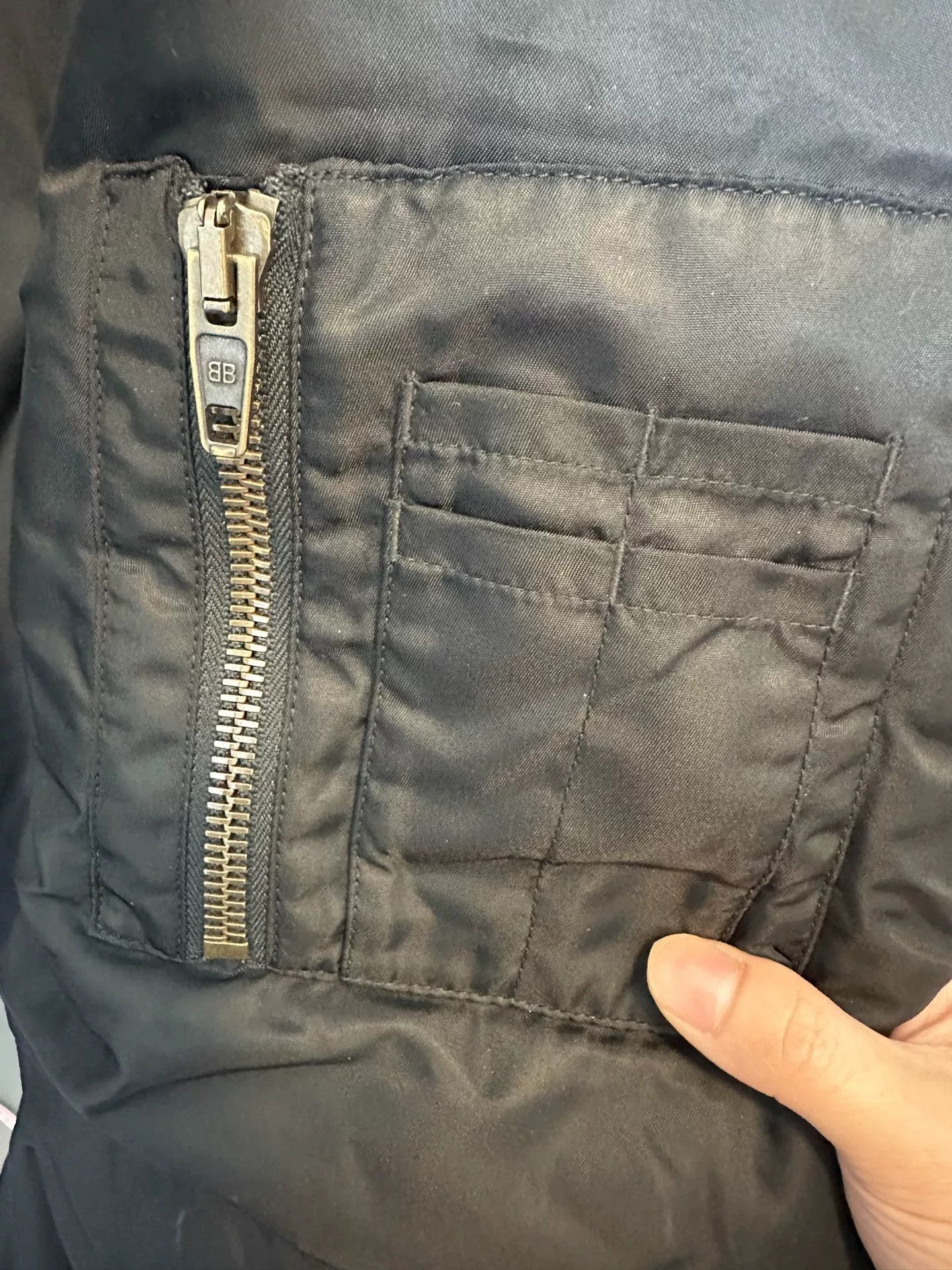 Balenciaga Balenciaga Hooded Bomber Jacket Size S Size US S / EU 44-46 / 1 - 4 Thumbnail