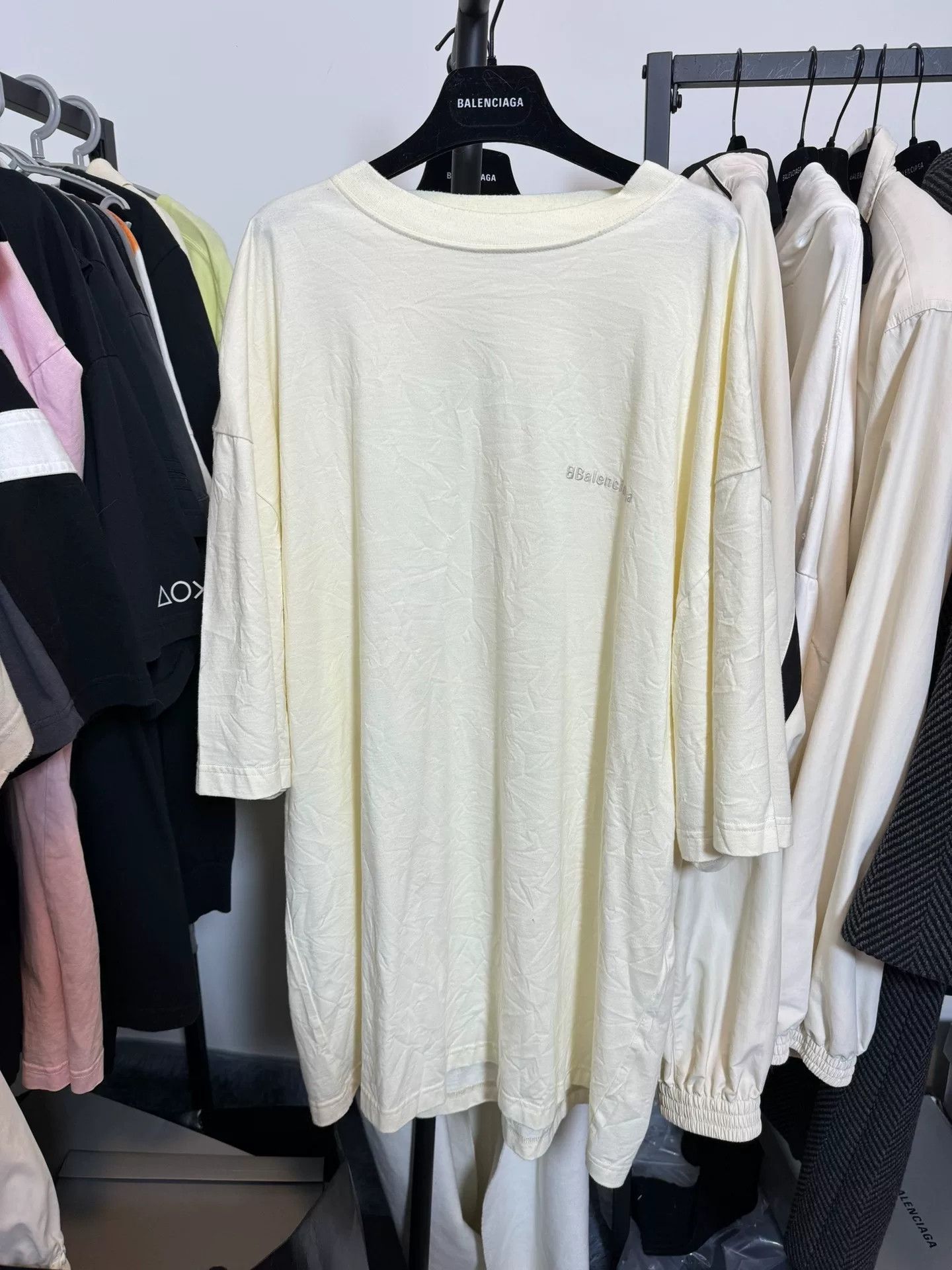 Balenciaga Balenciaga Embroidered Logo T-Shirt Size S Size US S / EU 44-46 / 1 - 2 Thumbnail