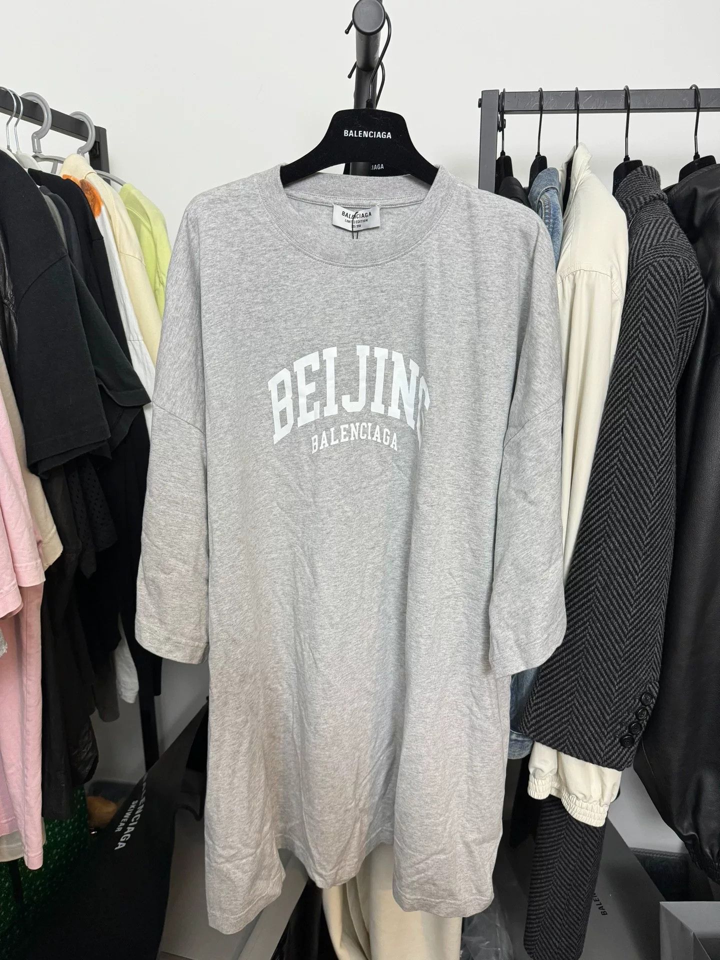 Balenciaga Balenciaga Beijing Limited Edition T-Shirt Size XL Size US XL / EU 56 / 4 - 2 Thumbnail