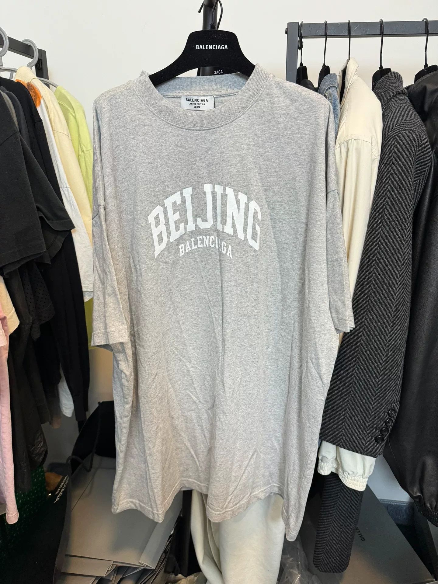 Balenciaga Balenciaga Beijing Limited Edition T-Shirt Size M Size US M / EU 48-50 / 2 - 2 Thumbnail