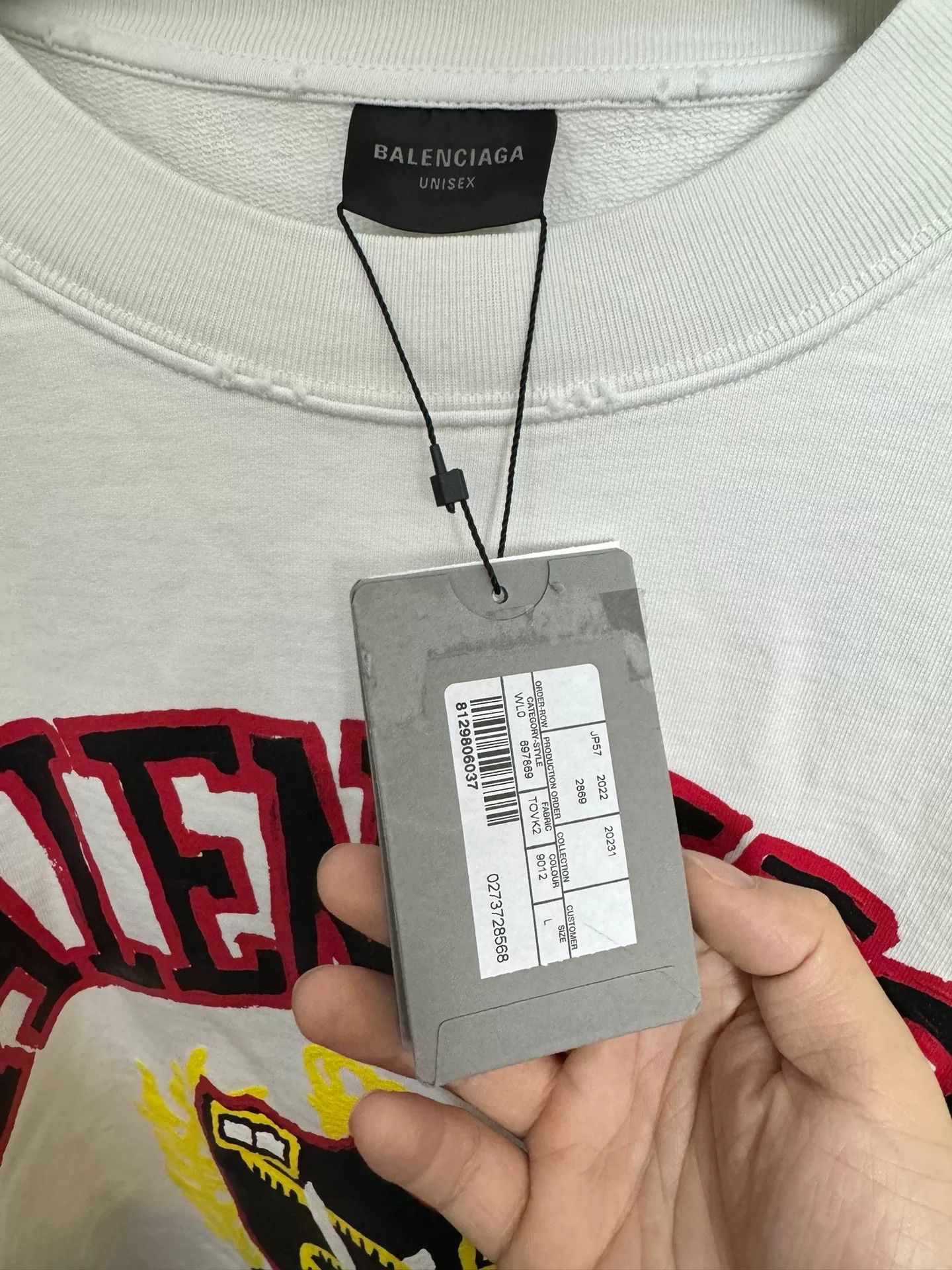 Balenciaga Balenciaga Logo Crest Sweatshirt Size L Size US L / EU 52-54 / 3 - 3 Thumbnail