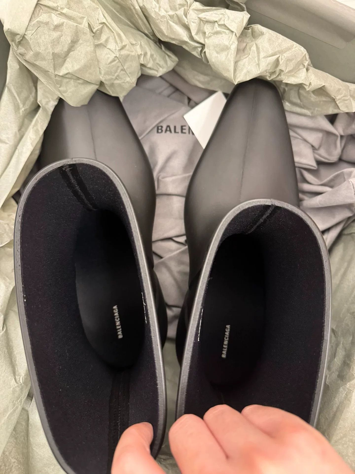Balenciaga Balenciaga Rubber Excavator Boots Size 8 Size US 8 / EU 41 - 4 Thumbnail