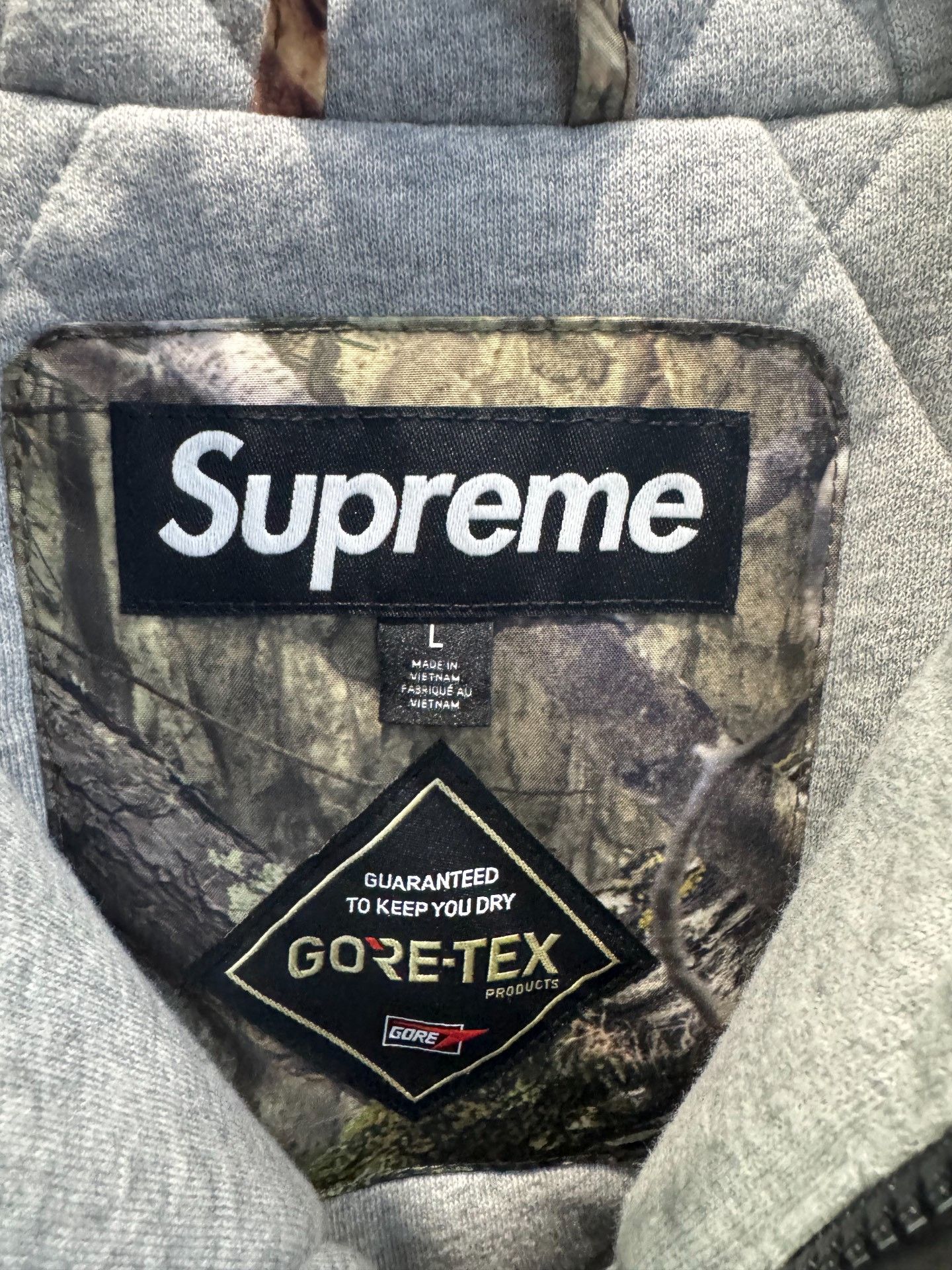 Supreme Supreme x Mossy Oak Camo Gore-Tex Jacket Size L Size US L / EU 52-54 / 3 - 7 Thumbnail