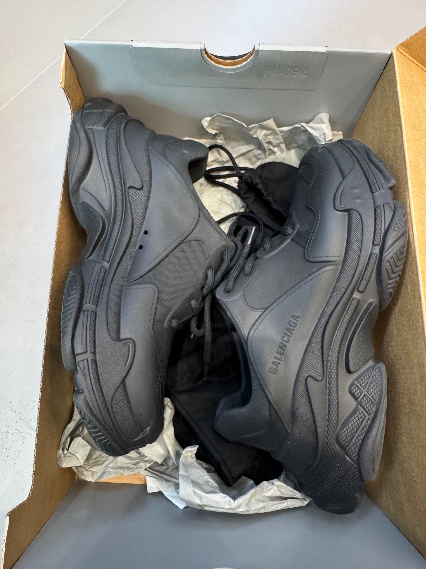 Balenciaga Balenciaga Triple S Sneakers Size 8 Size US 8 / EU 41 - 2 Thumbnail