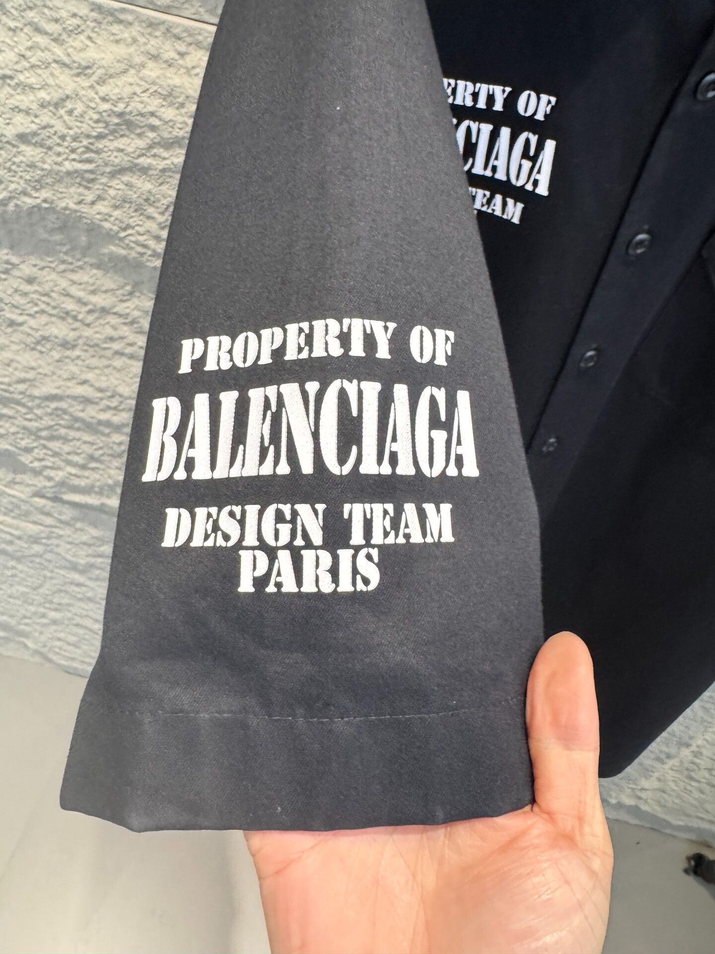 Balenciaga Balenciaga Property Of Print Short Sleeve Shirt Size L Size US L / EU 52-54 / 3 - 5 Thumbnail