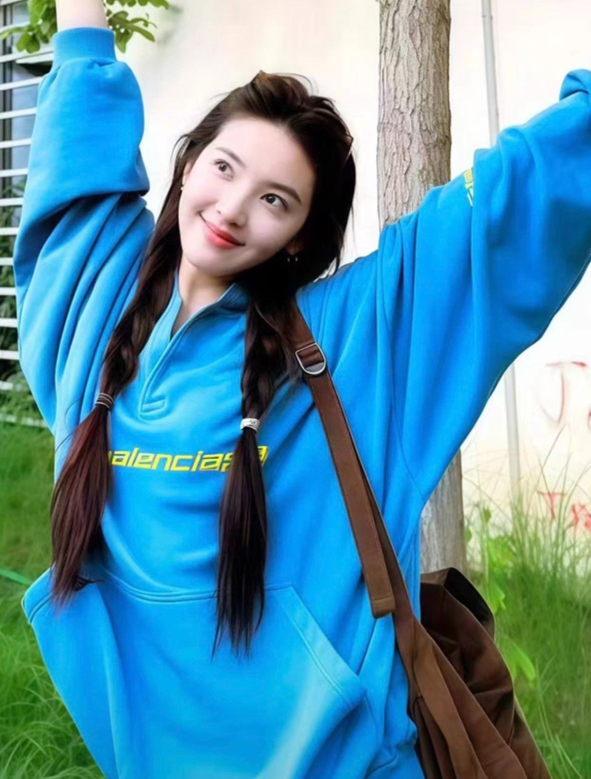 Balenciaga Balenciaga Blue Logo Pullover Hoodie Size M Size US M / EU 48-50 / 2 - 8 Thumbnail