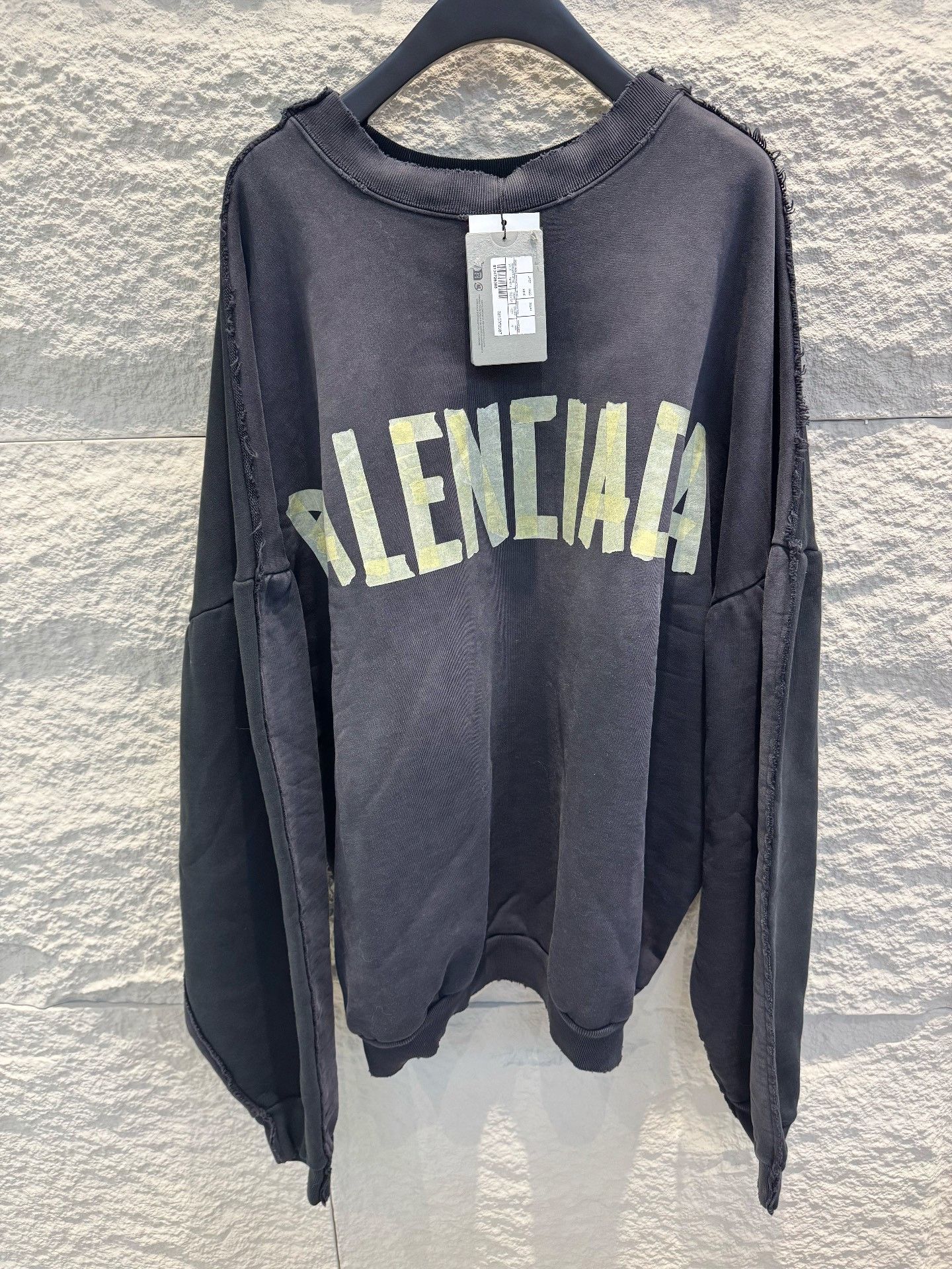 Balenciaga Balenciaga 3B Tape Logo Sweatshirt Size M Size US M / EU 48-50 / 2 - 2 Thumbnail