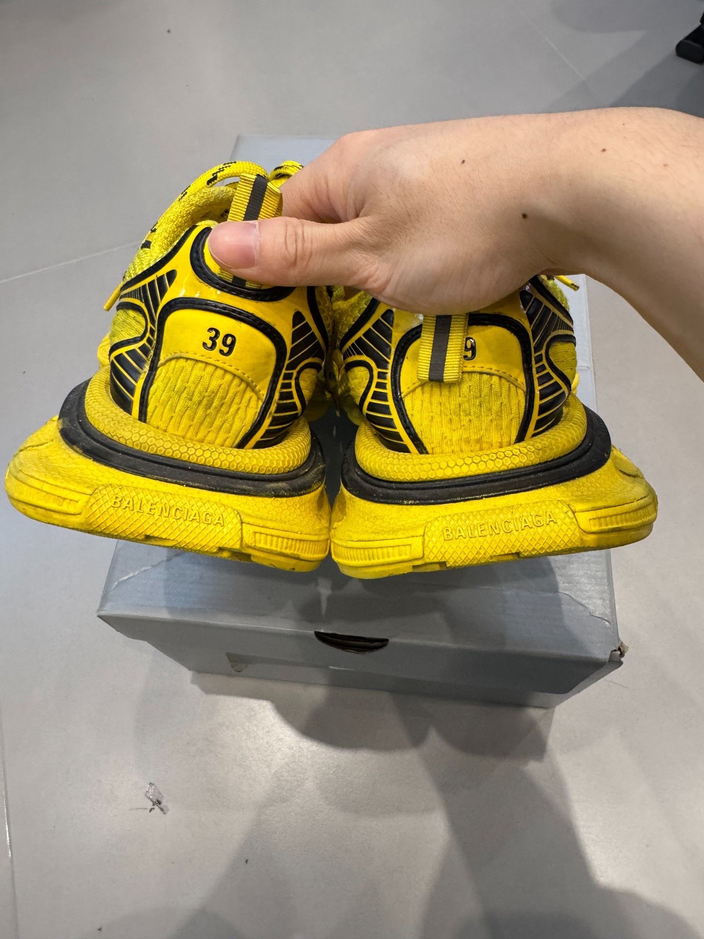 Balenciaga Balenciaga Yellow 3XL Sneakers Size 6 Size US 6 / EU 39 - 5 Thumbnail