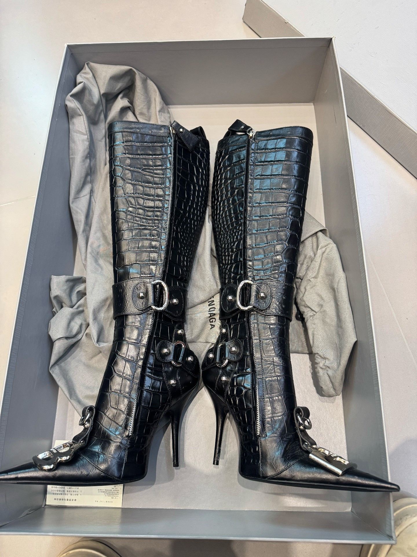 Balenciaga Balenciaga Crocodile Embossed Boots Size 36 Size US 6 / IT 36 - 4 Thumbnail
