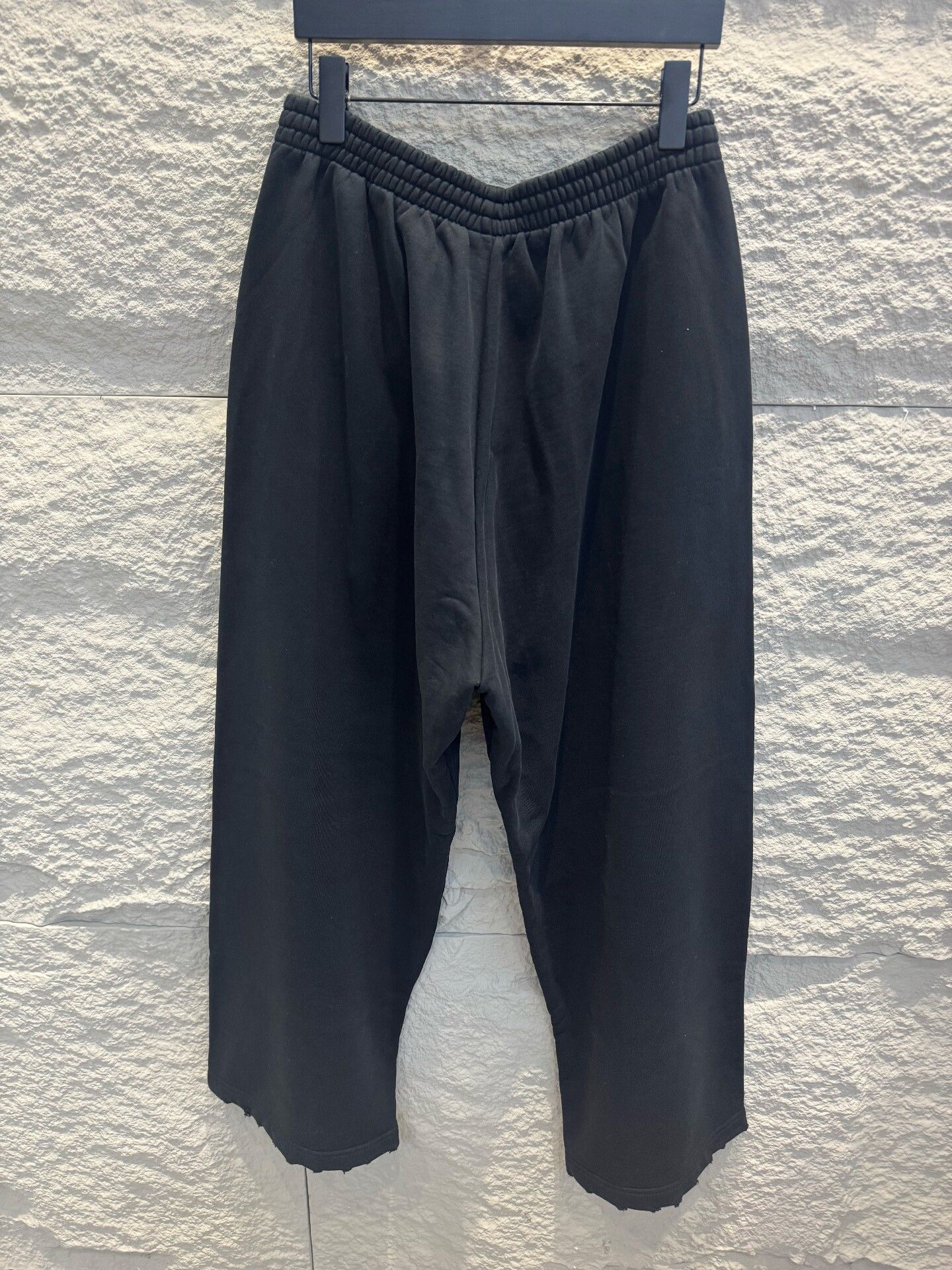Balenciaga Balenciaga Logo Print Sweatpants Size M Size US 32 / EU 48 - 5 Thumbnail