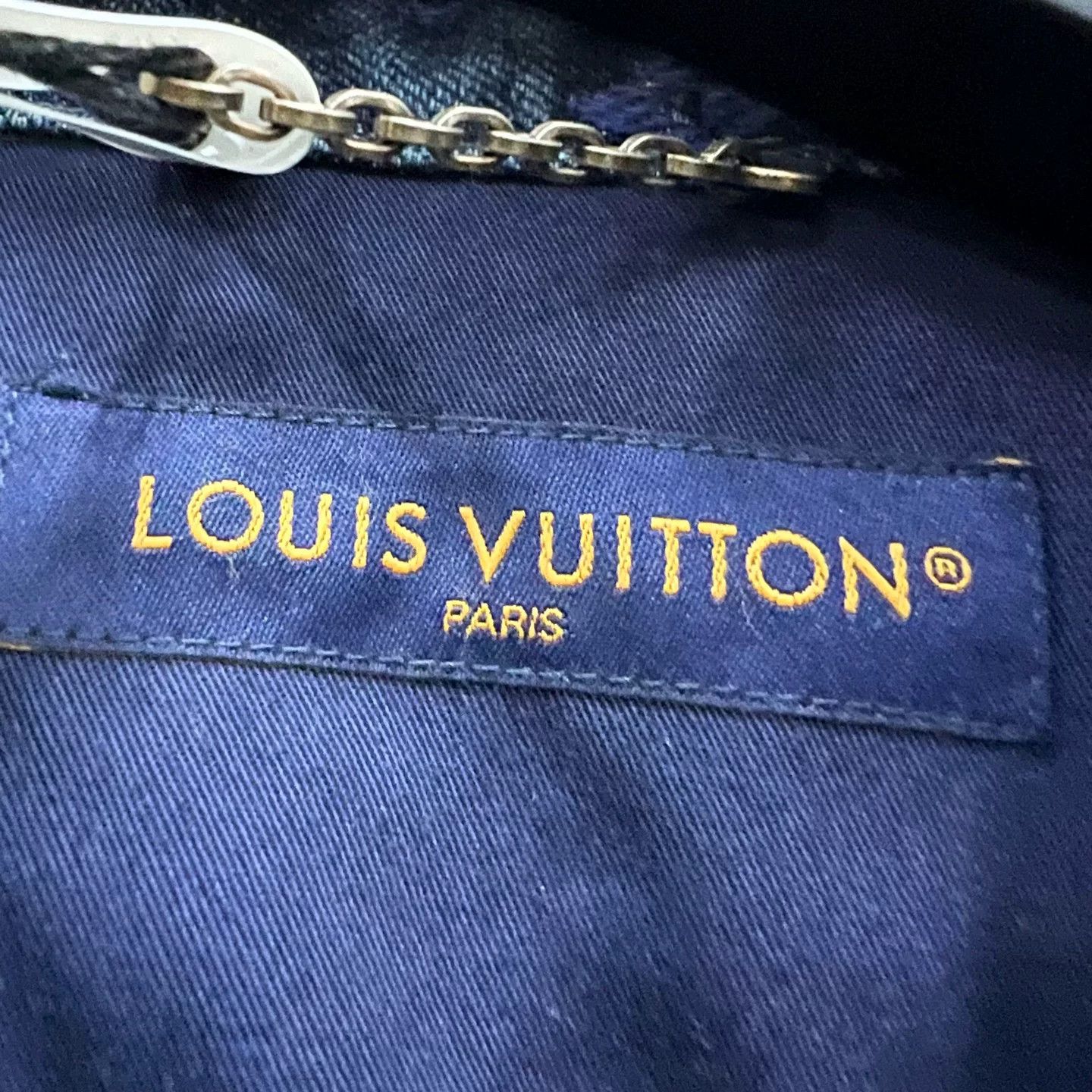 Louis Vuitton Louis Vuitton Gradient Monogram Denim Shirt Size S Size US S / EU 44-46 / 1 - 5 Thumbnail