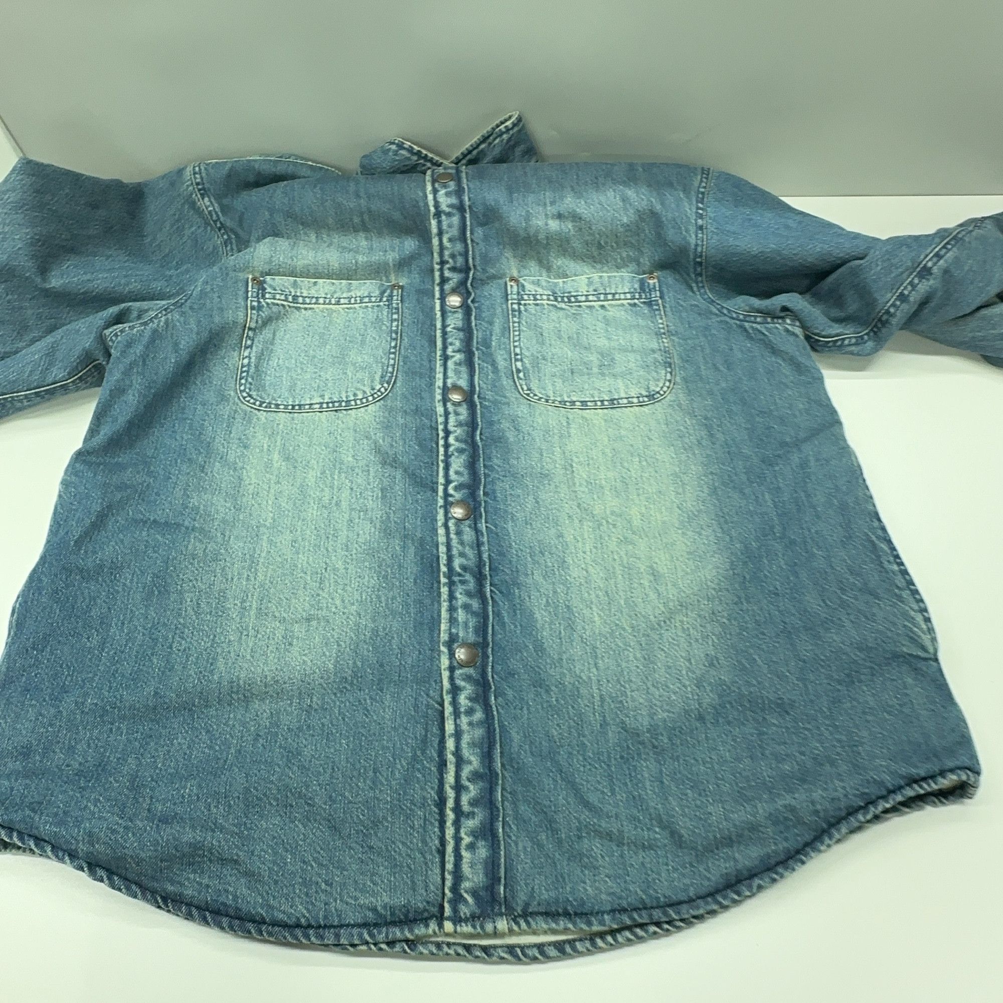 Supreme Supreme Shearling Lined Denim Shirt Size S Size US S / EU 44-46 / 1 - 7 Thumbnail