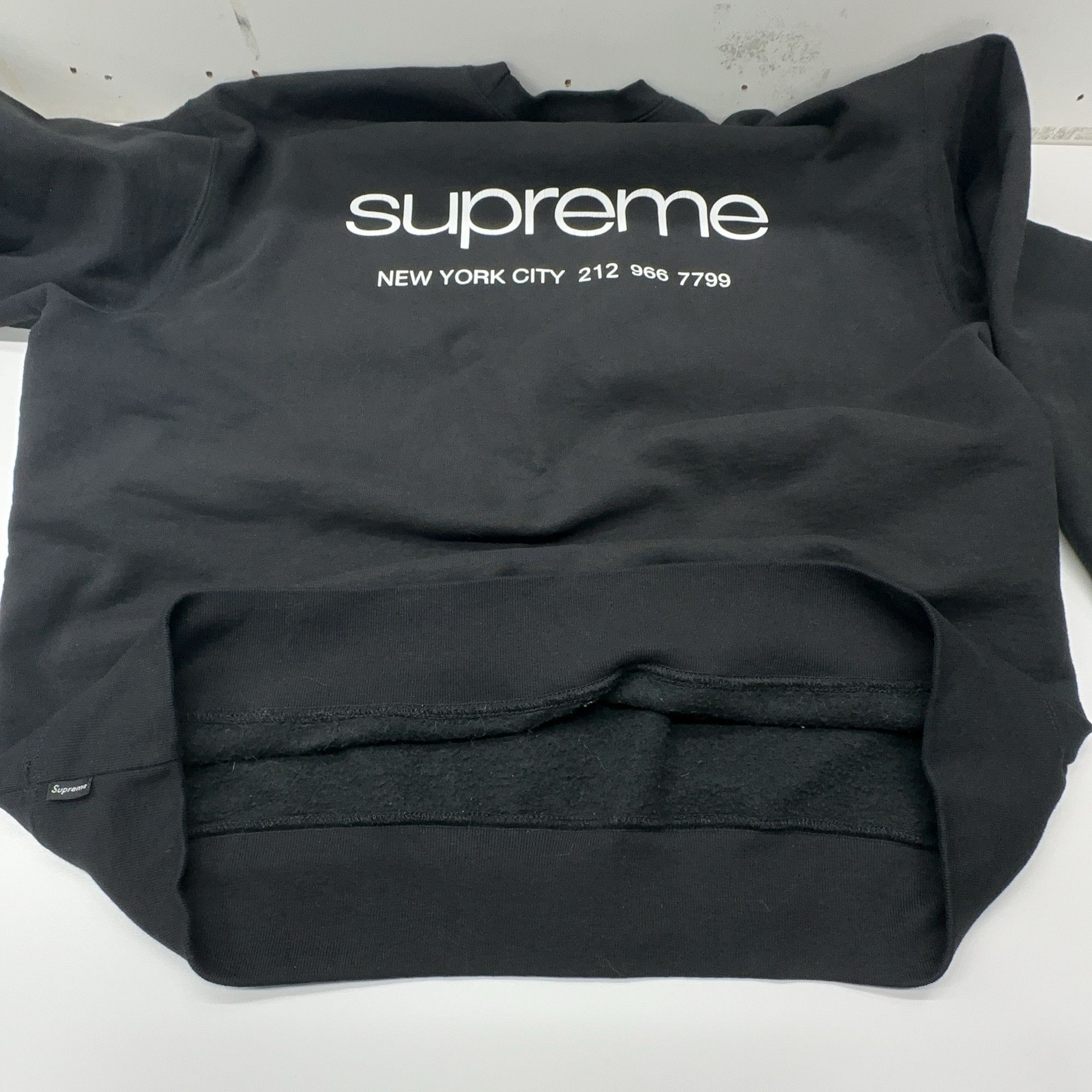 Supreme Supreme NYC Logo Crewneck Sweatshirt Size L Size US L / EU 52-54 / 3 - 11 Thumbnail