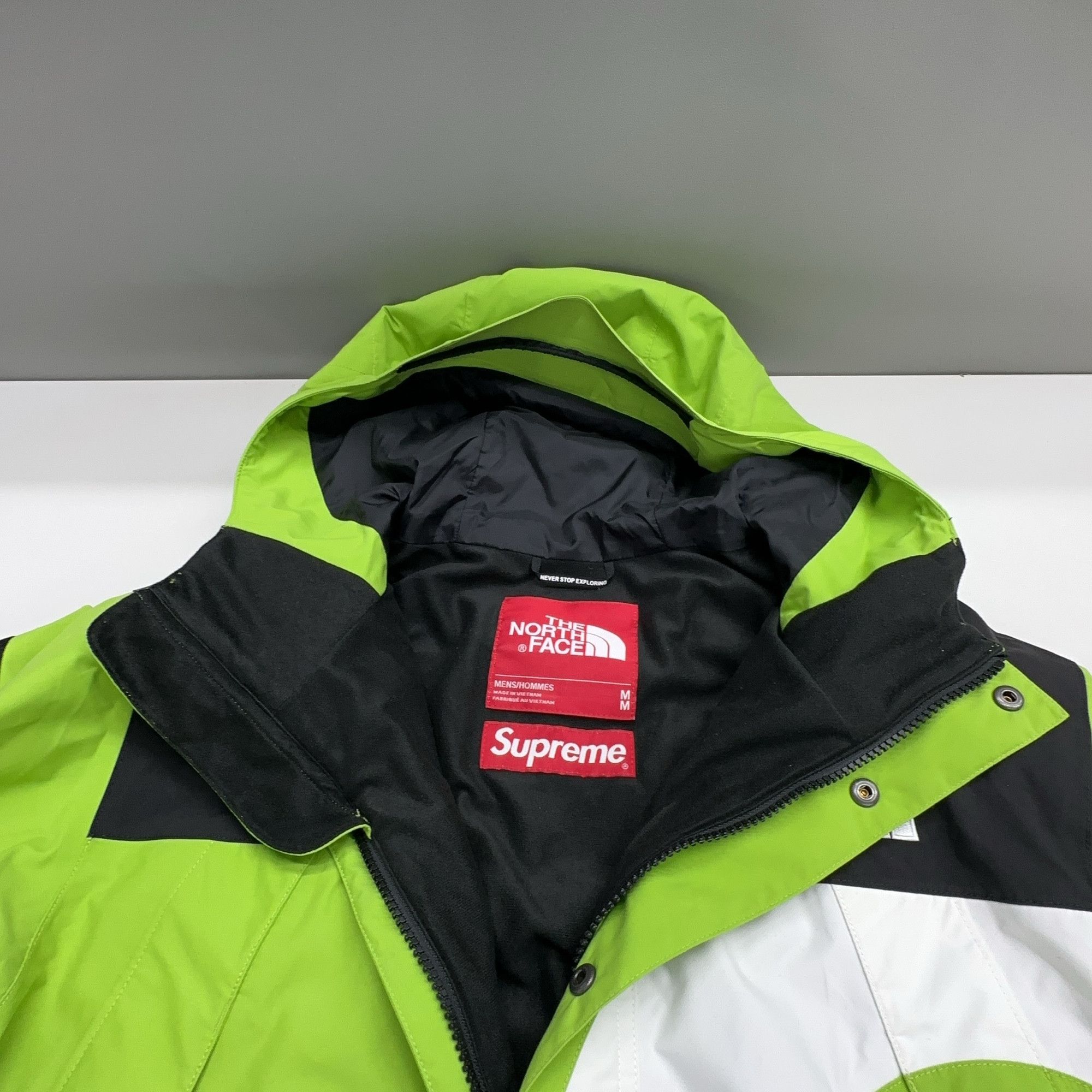 Supreme Supreme x The North Face S Logo Mountain Jacket Size M Size US M / EU 48-50 / 2 - 5 Thumbnail