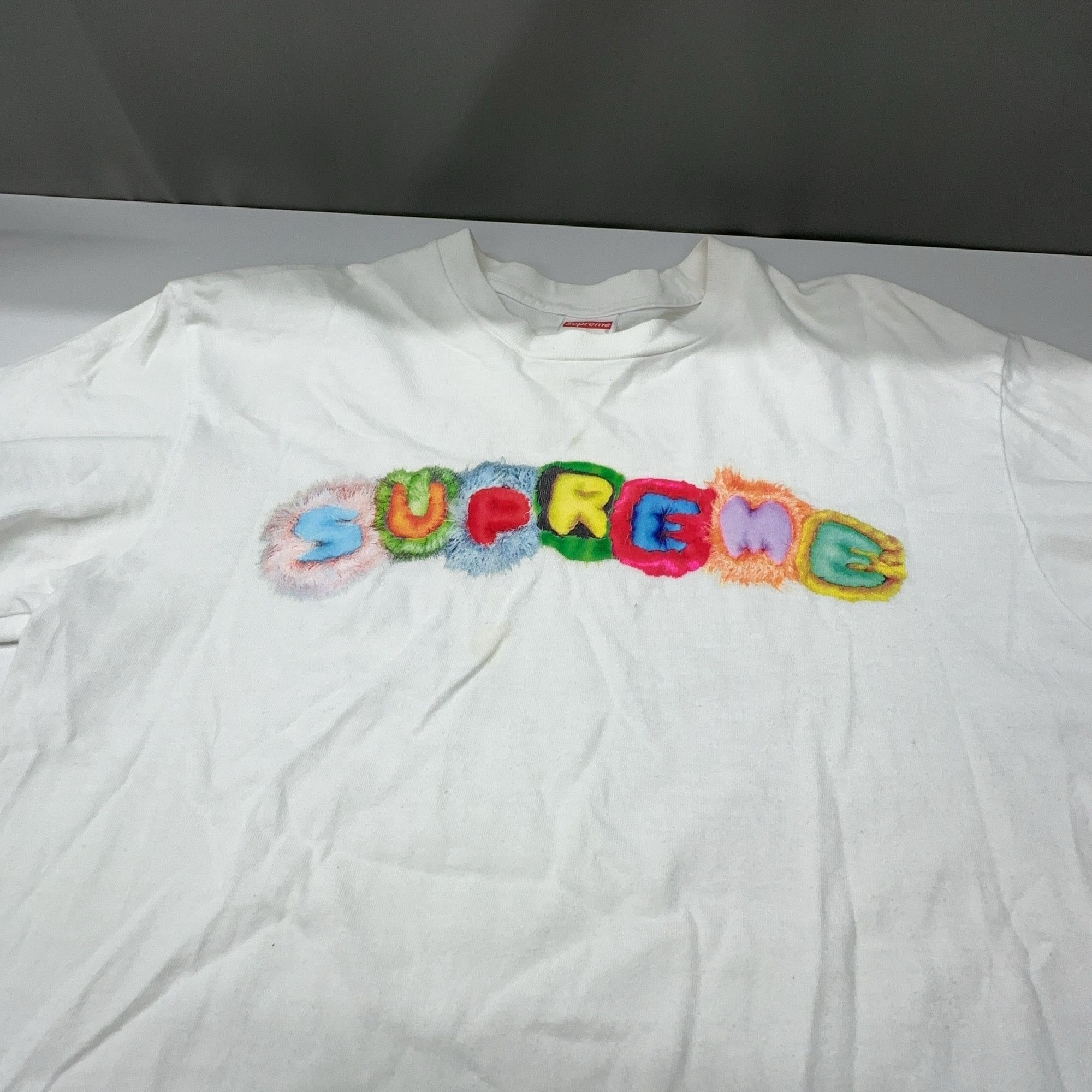 Supreme Supreme Pillows T-Shirt Size S Size US S / EU 44-46 / 1 - 5 Thumbnail