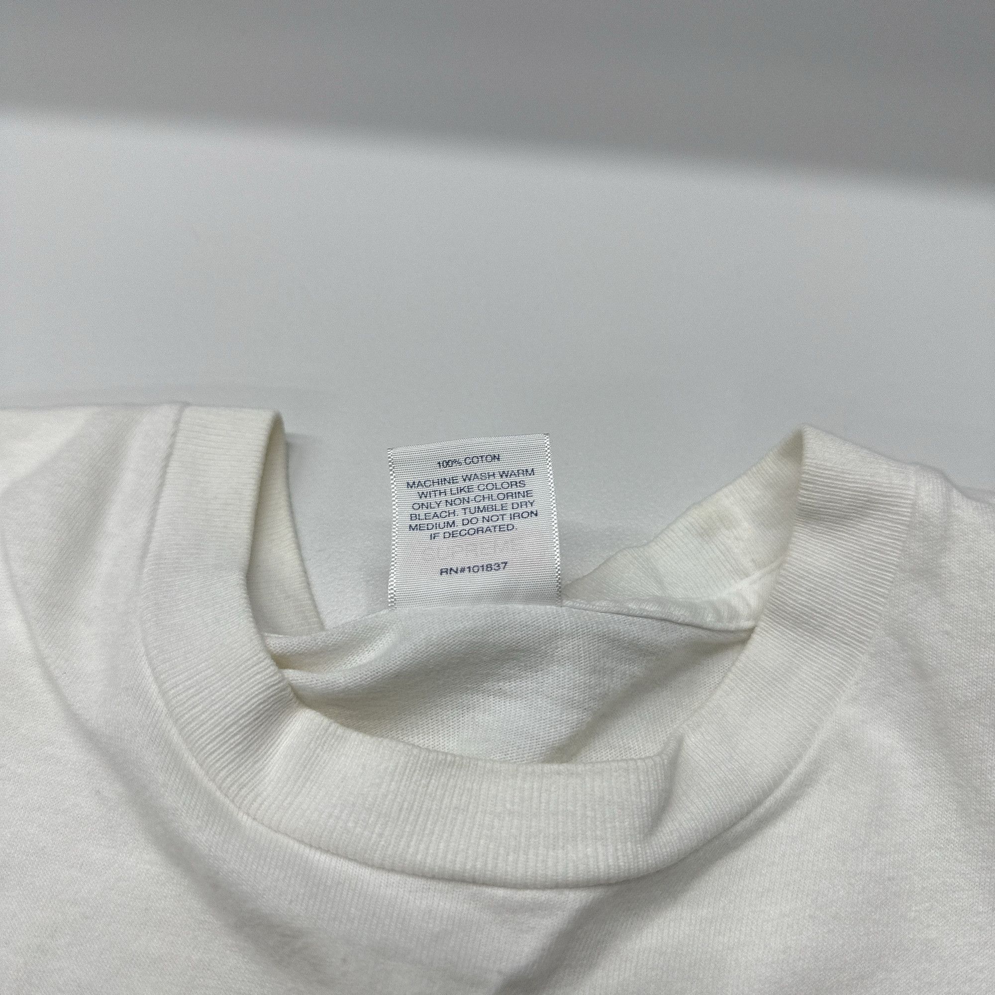 Supreme Supreme Pillows T-Shirt Size S Size US S / EU 44-46 / 1 - 4 Thumbnail