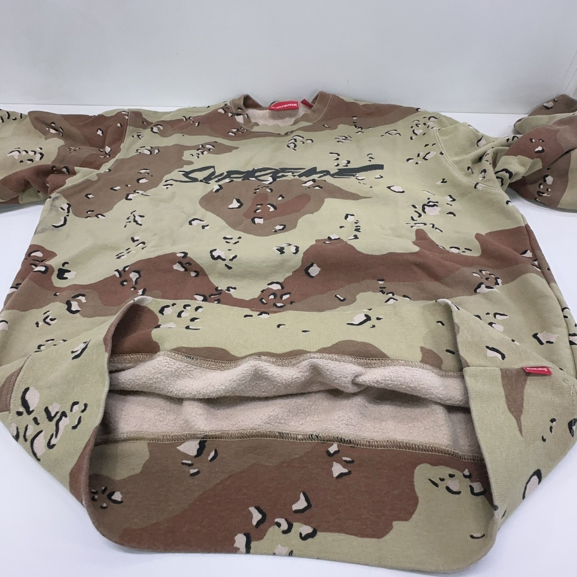 Supreme Supreme Futura Logo Camo Crewneck Size M Size US M / EU 48-50 / 2 - 8 Thumbnail