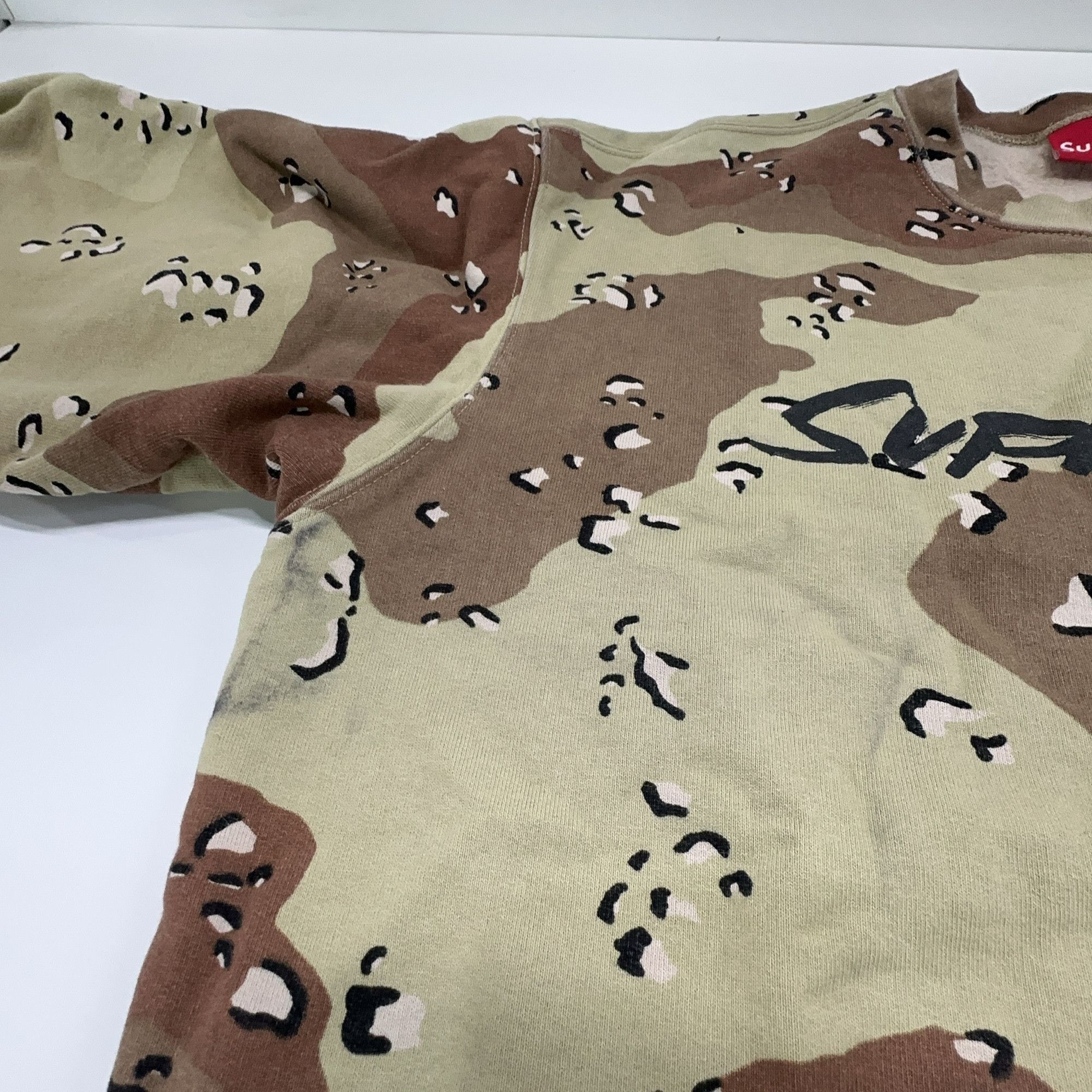 Supreme Supreme Futura Logo Camo Crewneck Size M Size US M / EU 48-50 / 2 - 6 Thumbnail