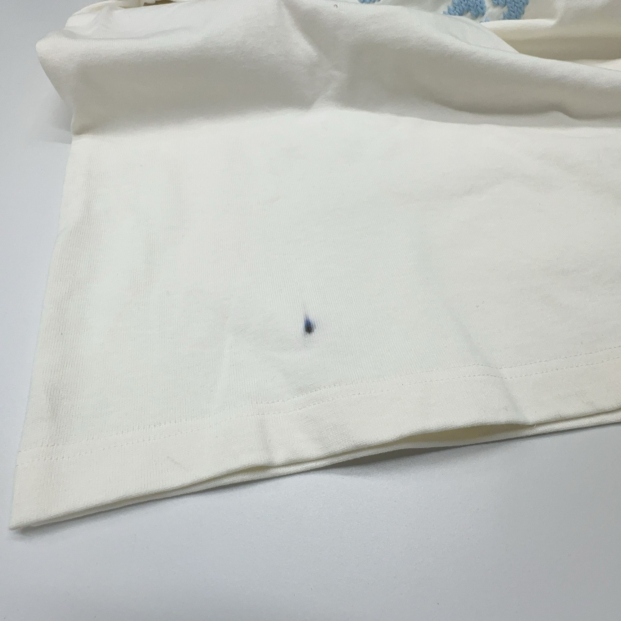 Louis Vuitton Louis Vuitton Embroidered Logo T-Shirt Size L Size US L / EU 52-54 / 3 - 9 Thumbnail