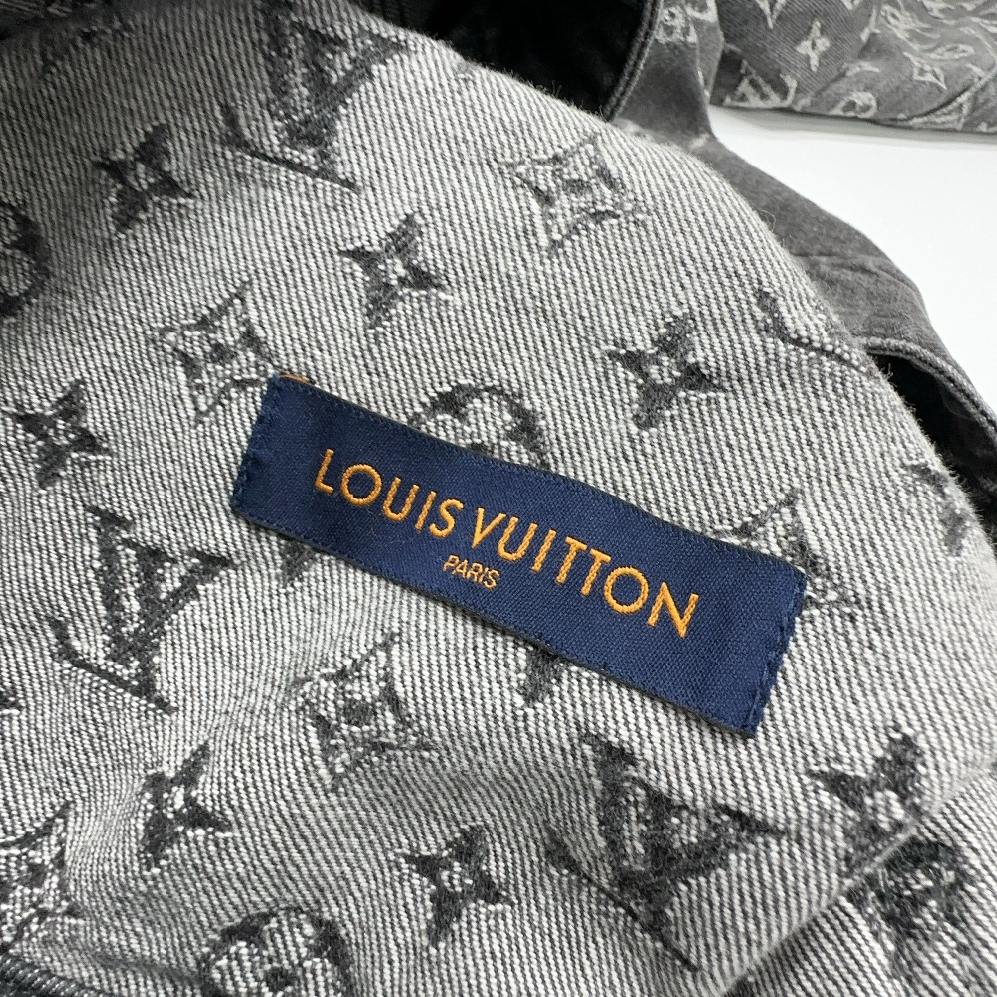 Louis Vuitton Louis Vuitton x Nigo Monogram Denim Jacket Size L Size US L / EU 52-54 / 3 - 4 Thumbnail