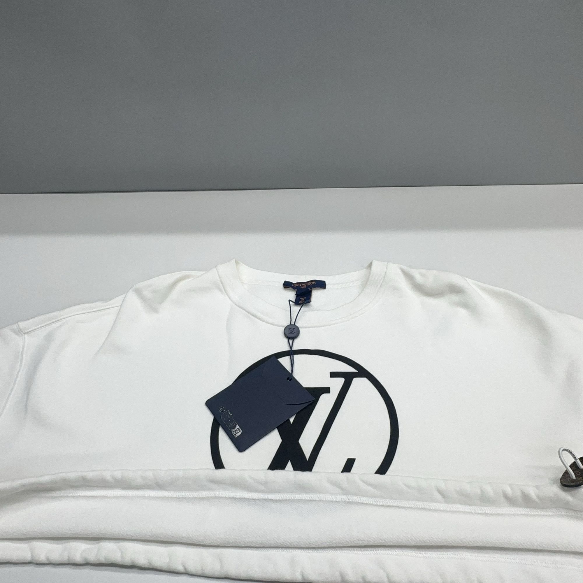 Louis Vuitton Louis Vuitton Logo Print Sweatshirt Size S Size S / US 4 / IT 40 - 7 Thumbnail