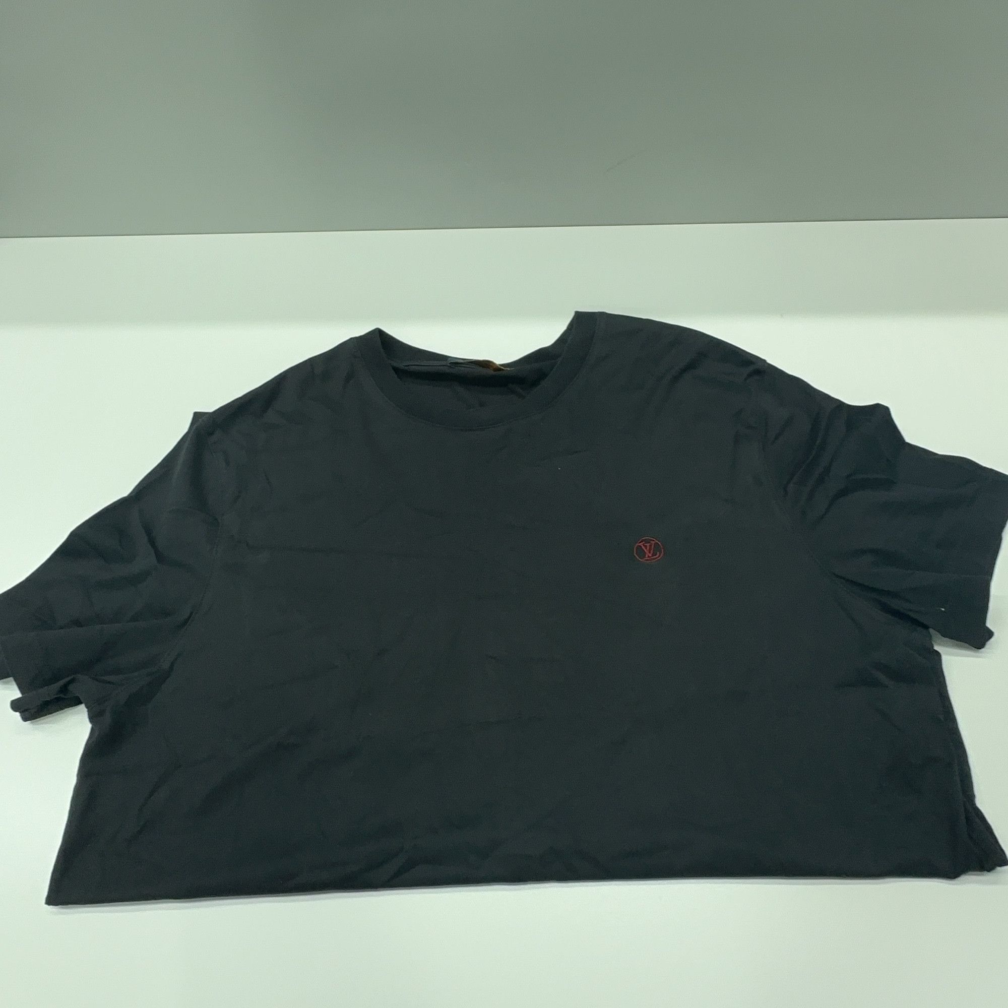 Louis Vuitton Louis Vuitton Circular Logo T-Shirt Size XXL Size US XXL / EU 58 / 5 - 6 Thumbnail