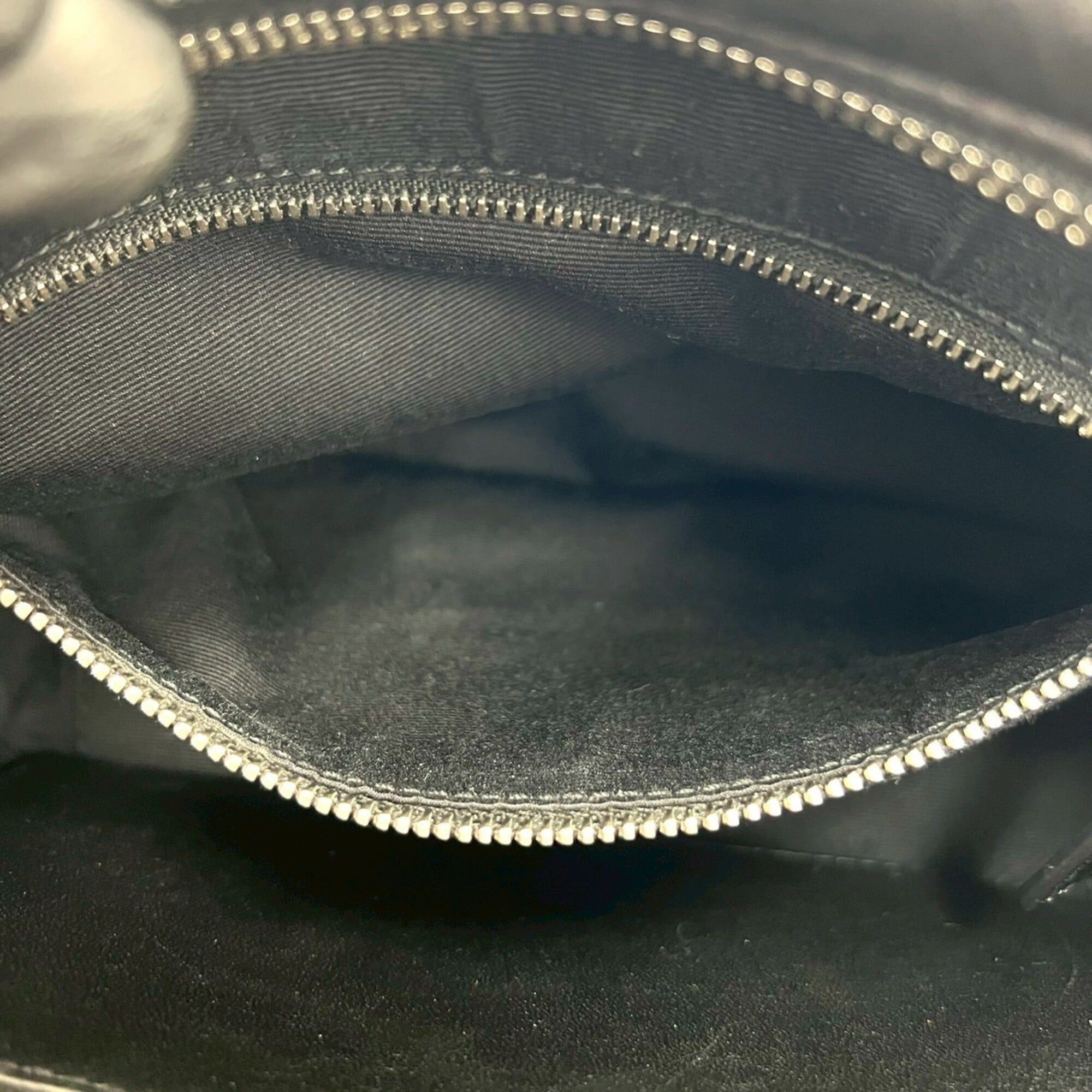 Saint Laurent Paris Yves Saint Laurent PARIS Lulu Bowling Quilted Leather Chain Shoulder Bag, Black 95612 Size ONE SIZE - 10 Thumbnail
