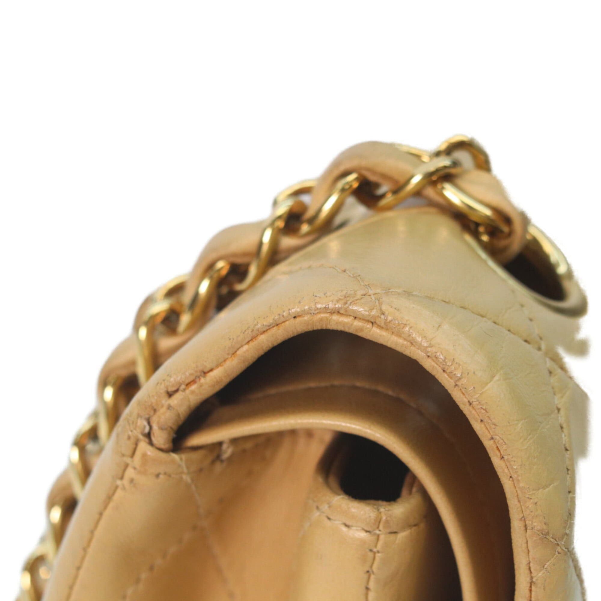 Chanel CHANEL A01112 Lambskin Matelassé 25 Shoulder Bag, Beige, Gold Hardware, Women's Size ONE SIZE - 7 Thumbnail