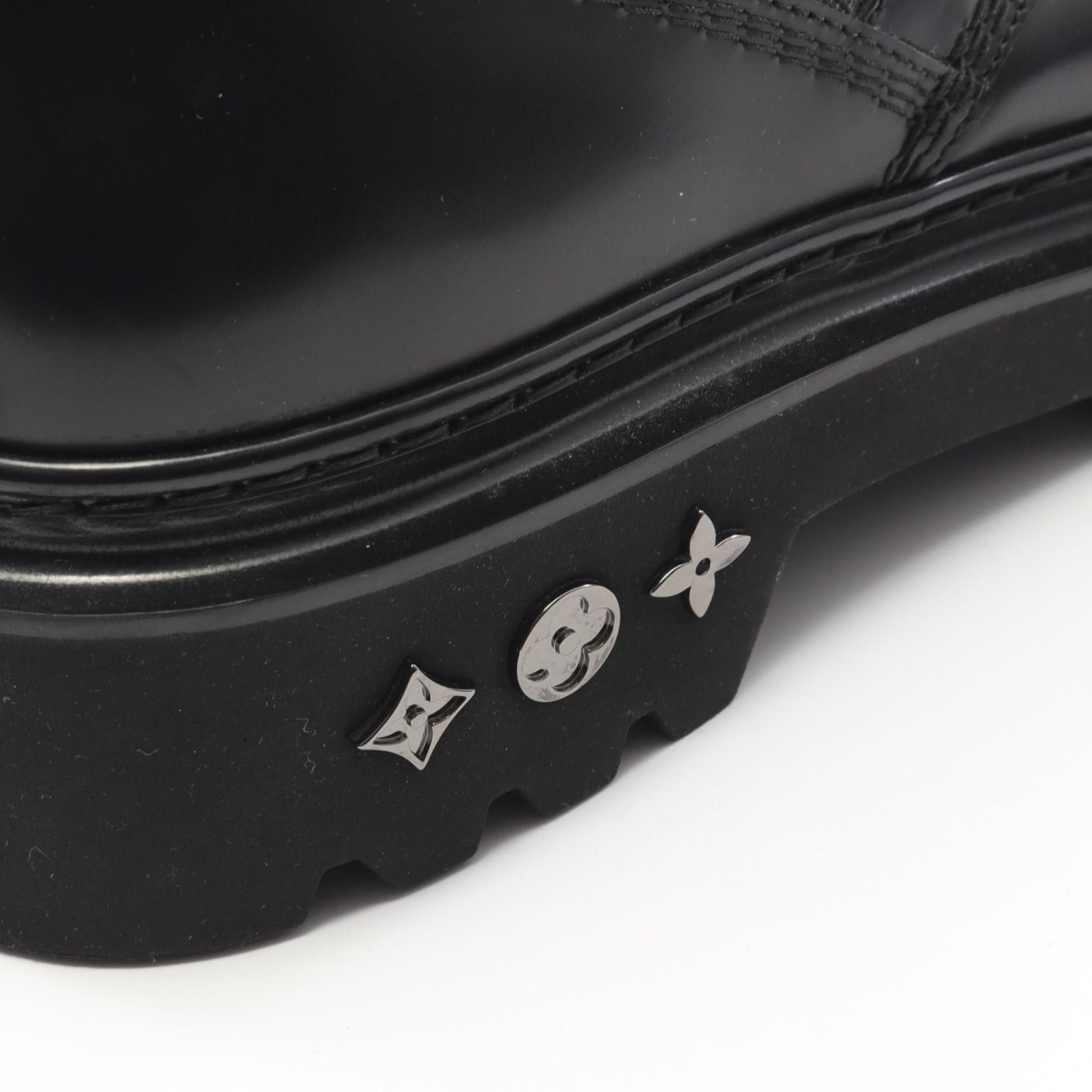 Louis Vuitton Louis Vuitton Louis Vuitton LV Ranger Monogram Leather Fabric Boots Leather Shoes DUTY FREE for USA Size ONE SIZE - 10 Thumbnail