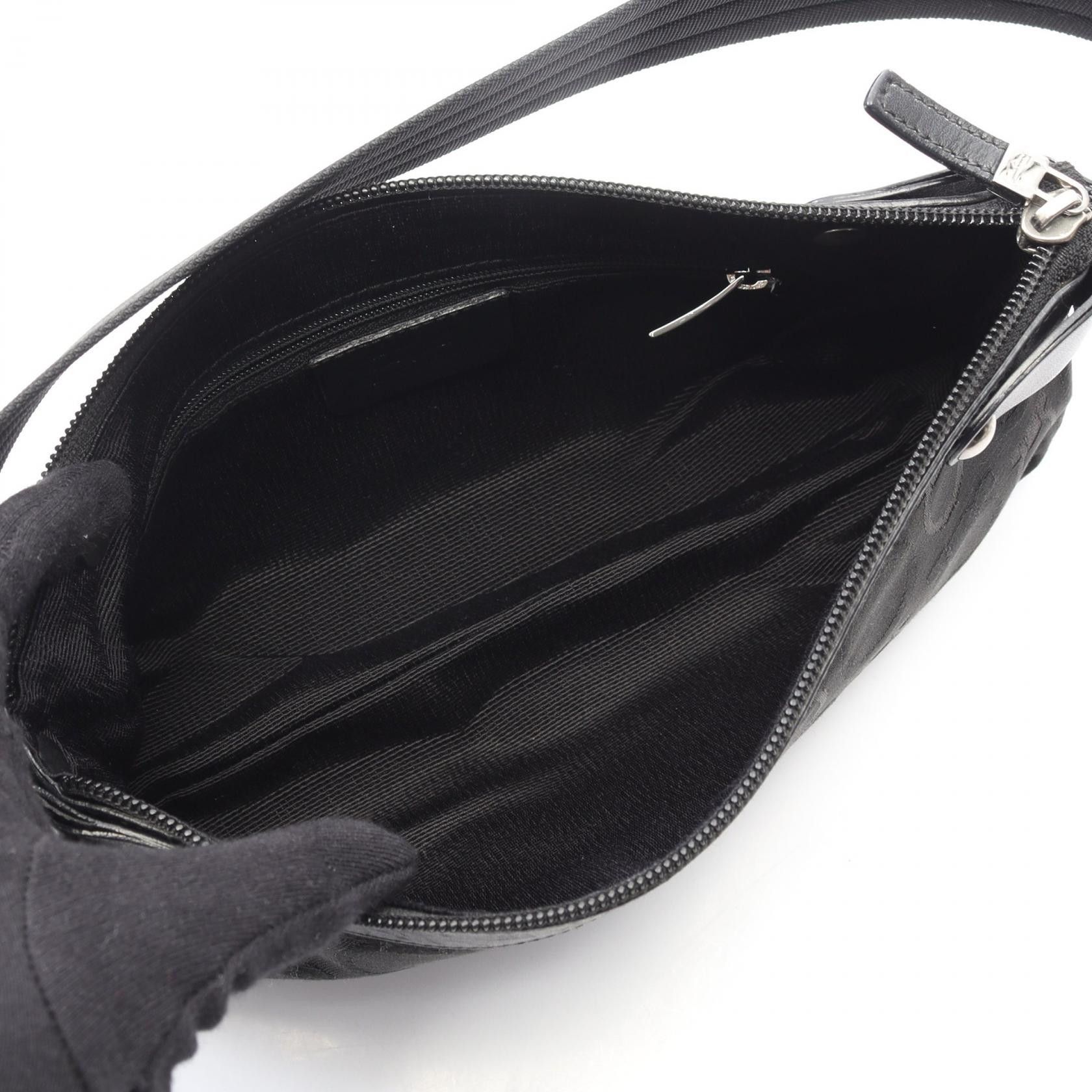 Salvatore Ferragamo Salvatore Ferragamo Salvatore Ferragamo Gancini Canvas Leather Shoulder Bag Leather Shoulder Bag 216342 DUTY FREE for USA Size ONE SIZE - 3 Thumbnail