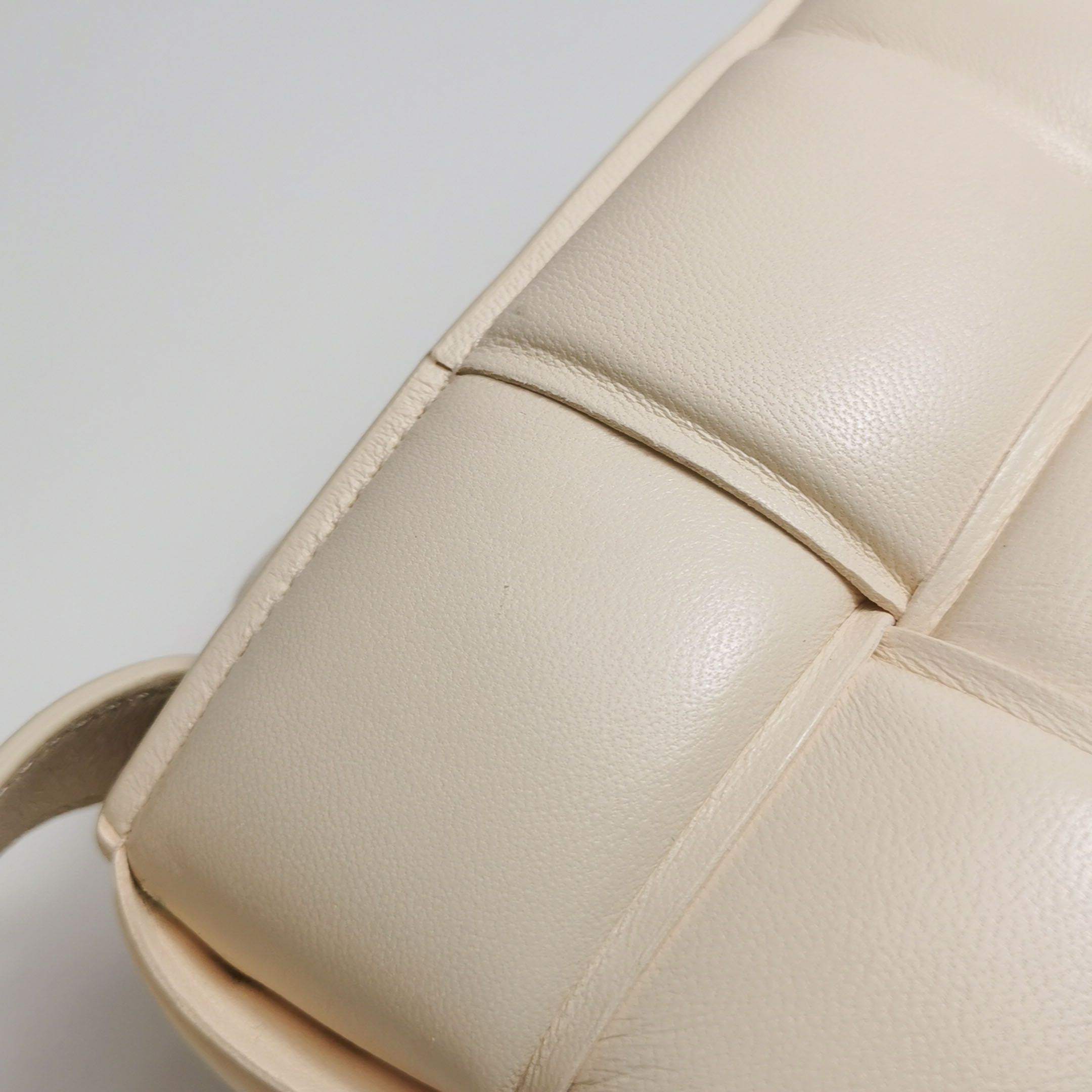 Bottega Veneta Bottega Veneta Women os Crossbody Bags Size ONE SIZE - 16 Thumbnail