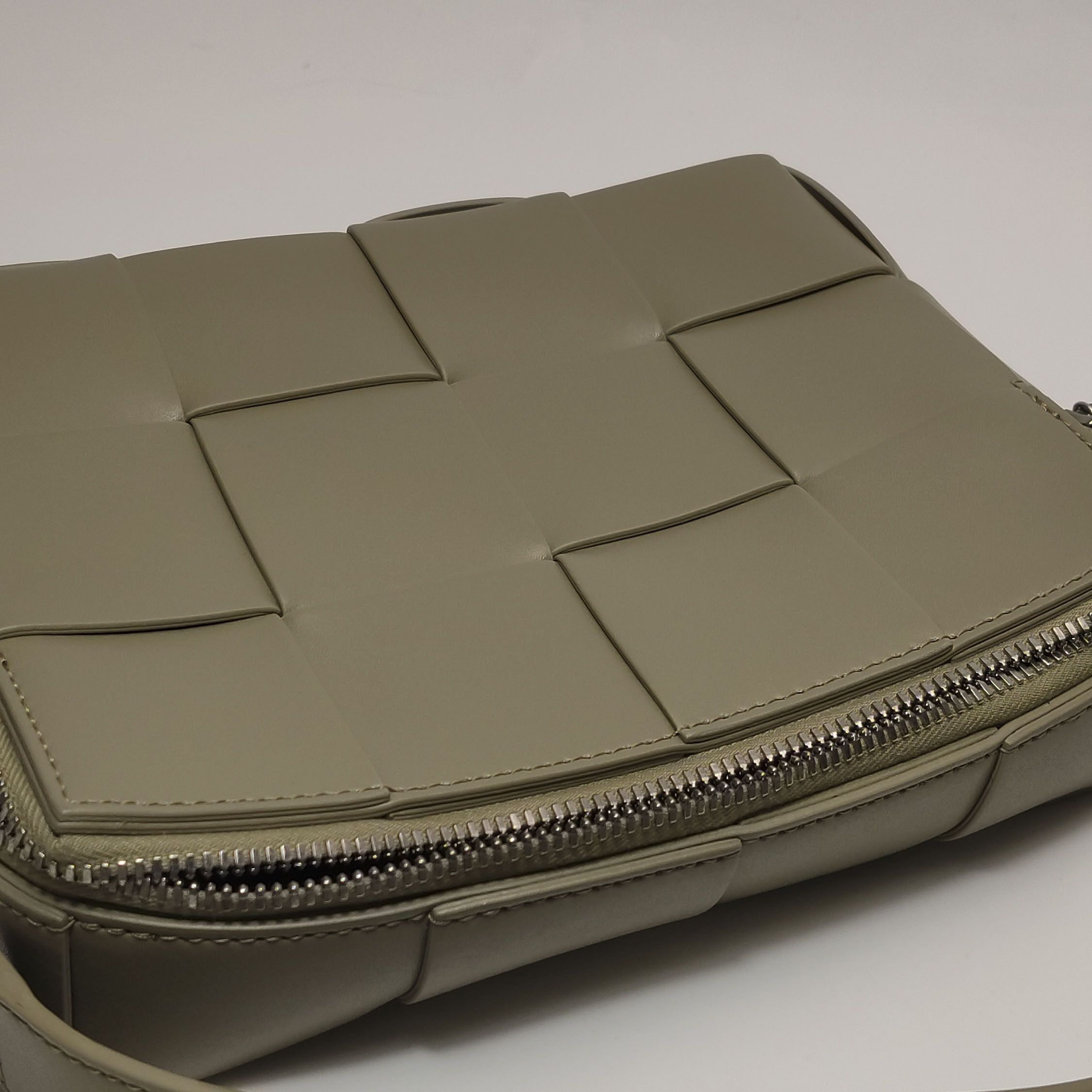 Bottega Veneta Bottega Veneta Women os Shoulder Bags Size ONE SIZE - 20 Thumbnail