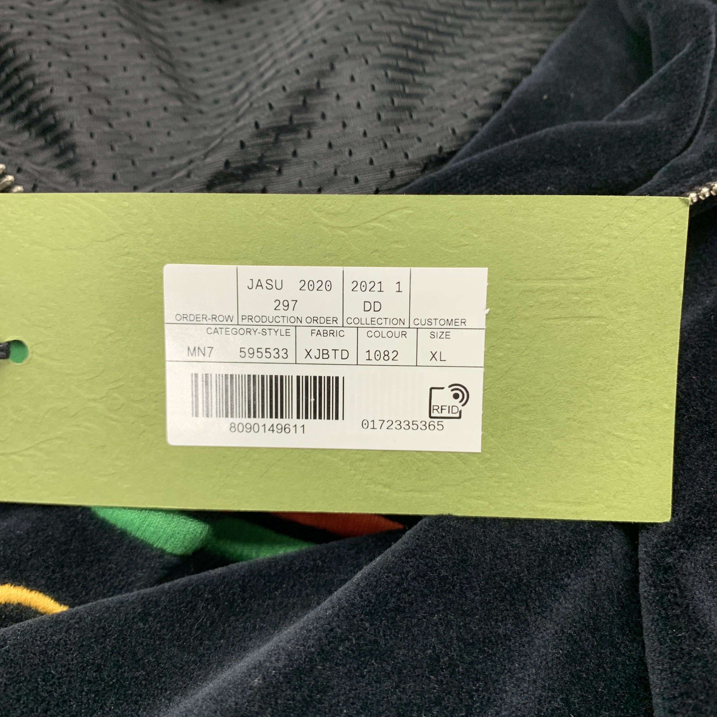 Gucci Gucci Logo Print Zip Jacket Size XL Size US XL / EU 56 / 4 - 4 Thumbnail
