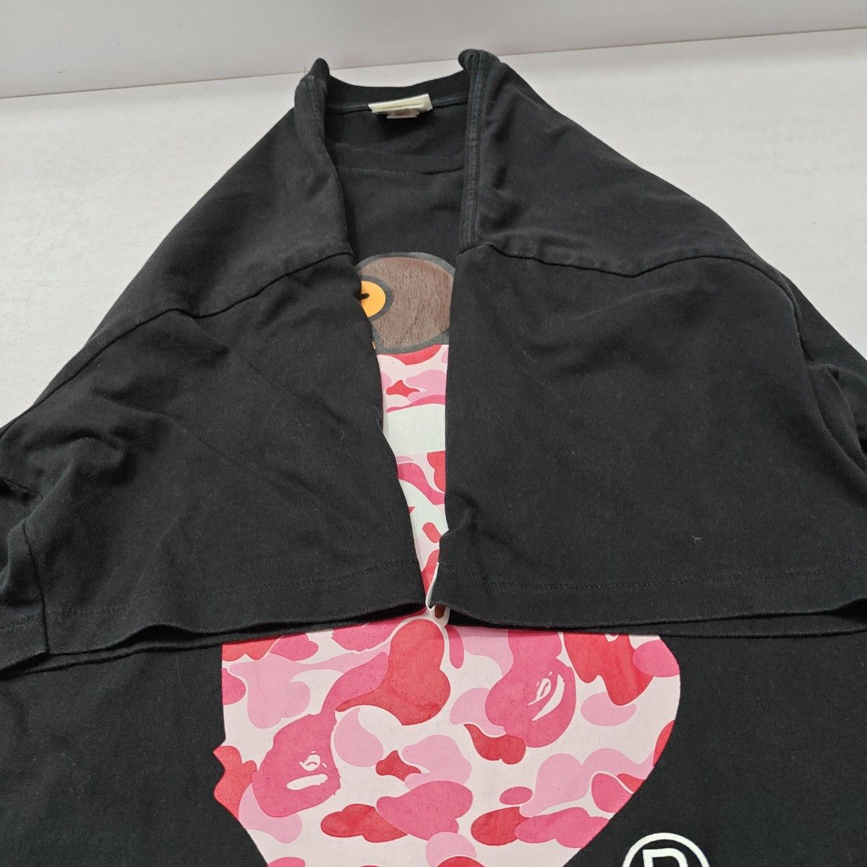 Bape A Bathing Ape Pink Camo Ape Head T-Shirt Size XL Size US XL / EU 56 / 4 - 10 Thumbnail