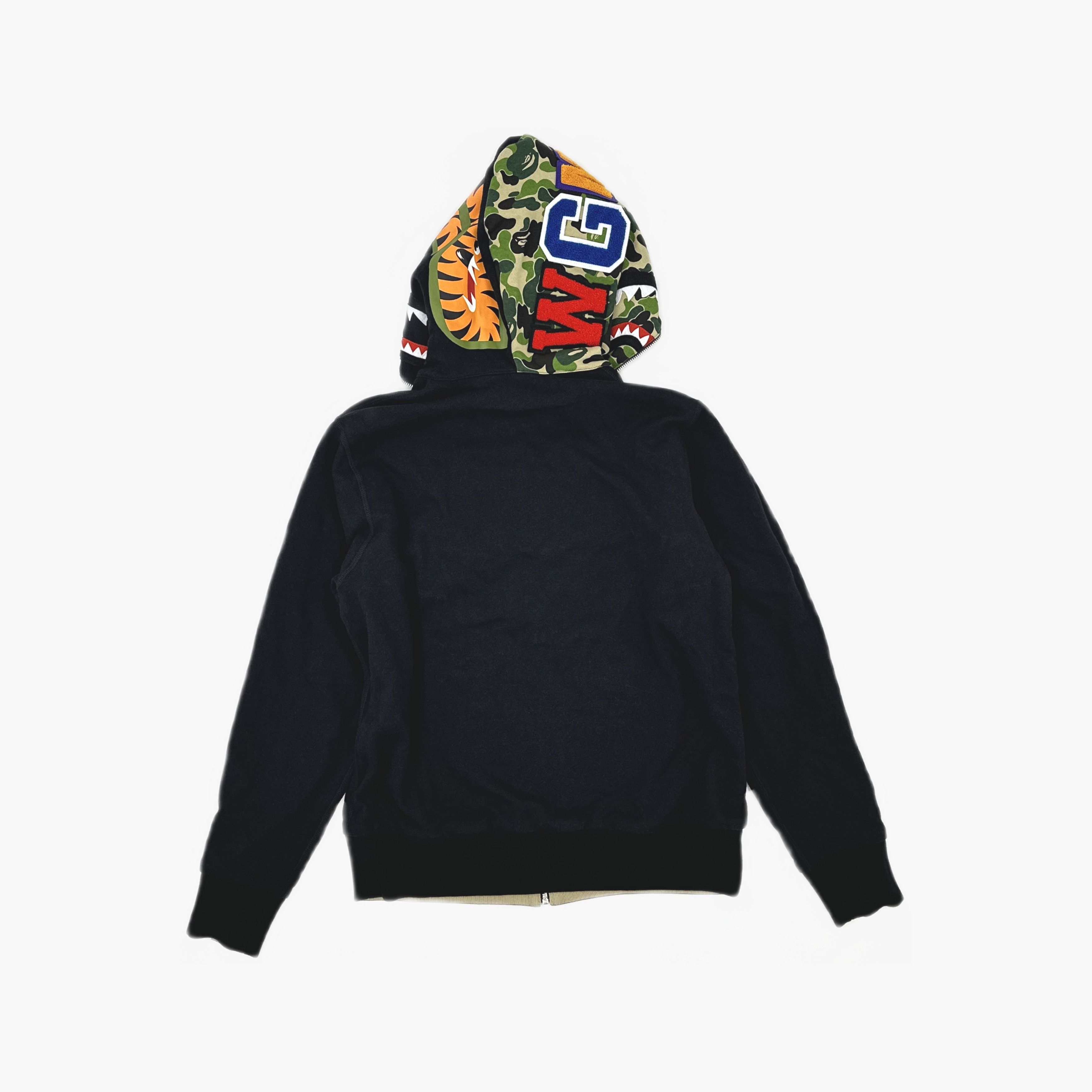 Bape A BATHING APE Camo Shark Full Zip Hoodie Size M Size US M / EU 48-50 / 2 - 2 Thumbnail