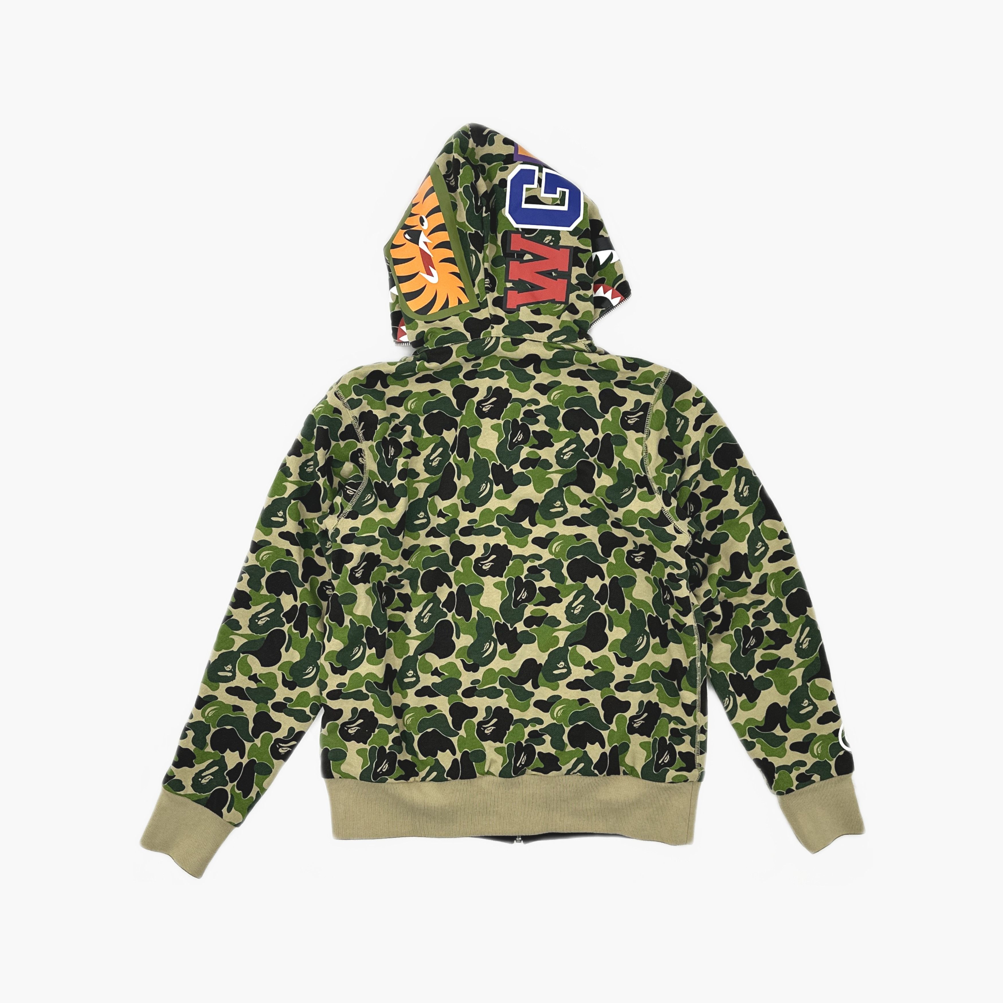 Bape A BATHING APE Camo Shark Full Zip Hoodie Size M Size US M / EU 48-50 / 2 - 4 Thumbnail