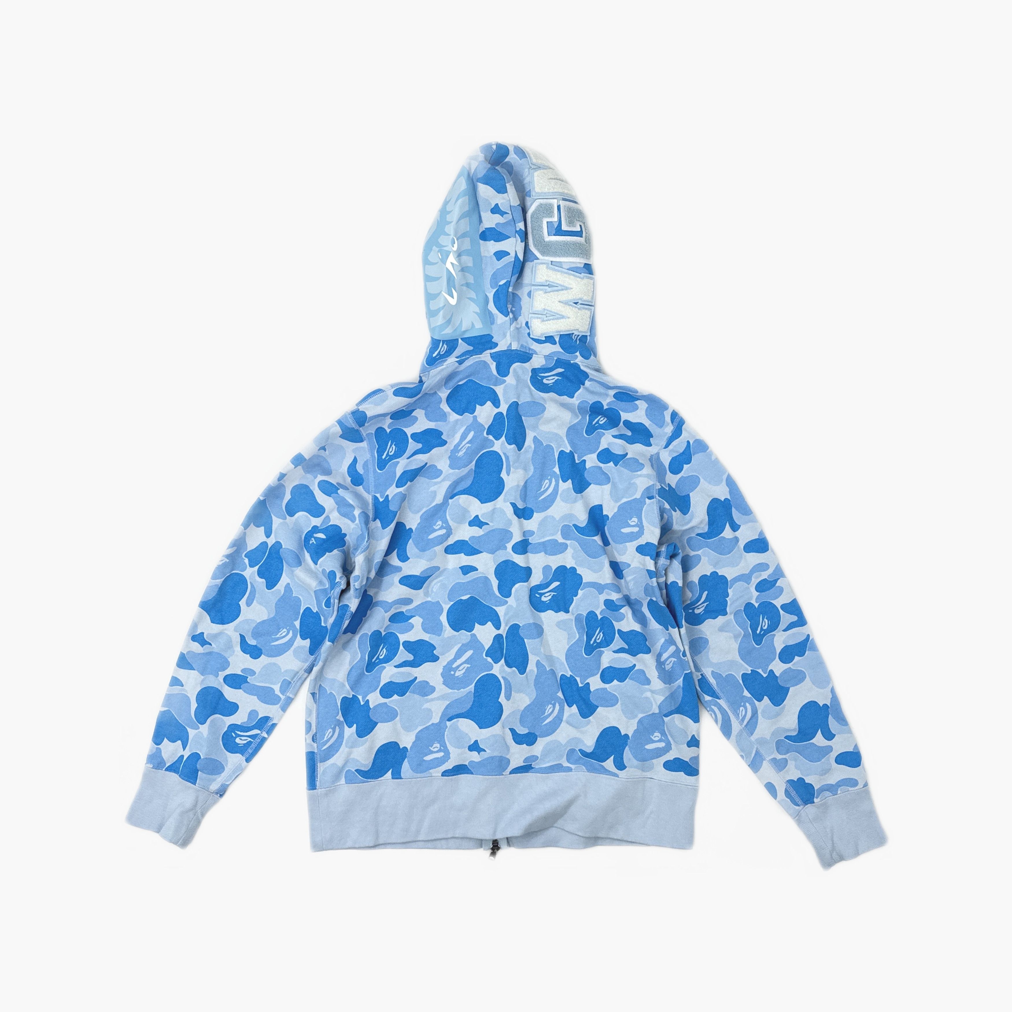 Bape A Bathing Ape Blue Camo Shark Hoodie Size M Size US M / EU 48-50 / 2 - 2 Thumbnail