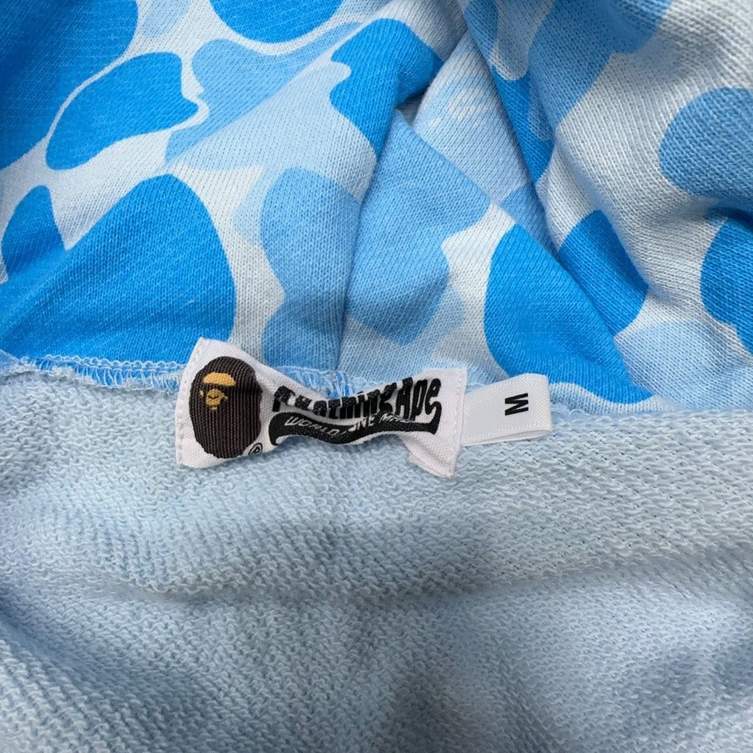 Bape A Bathing Ape Blue Camo Shark Hoodie Size M Size US M / EU 48-50 / 2 - 3 Thumbnail